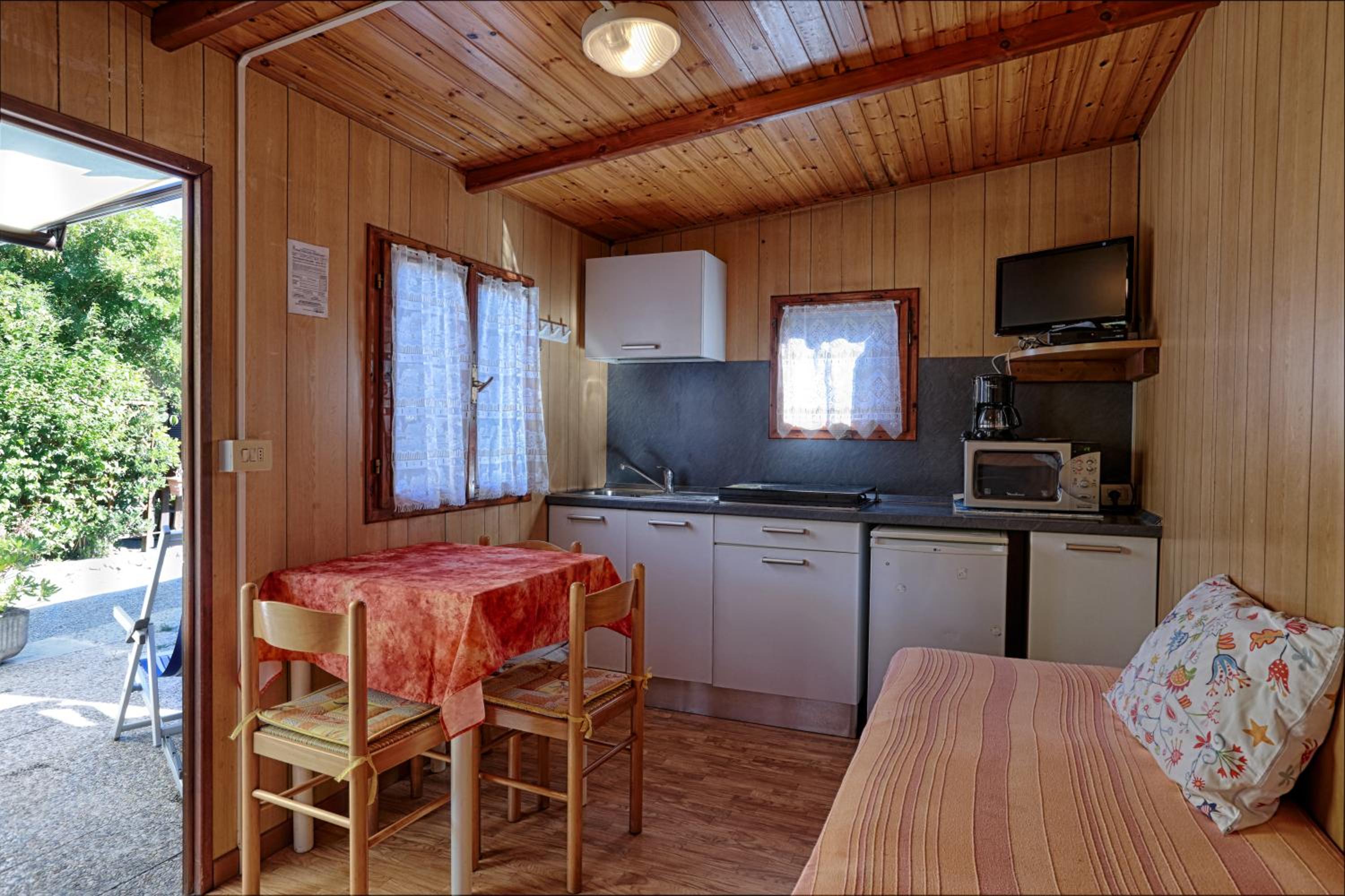 Family Two Bedroom Chalet photo 3