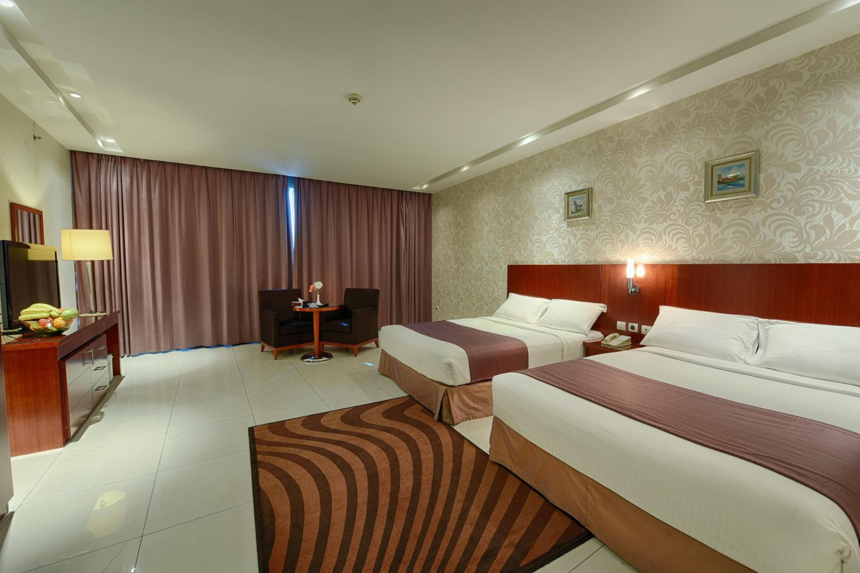 Deluxe Twin Room photo 3