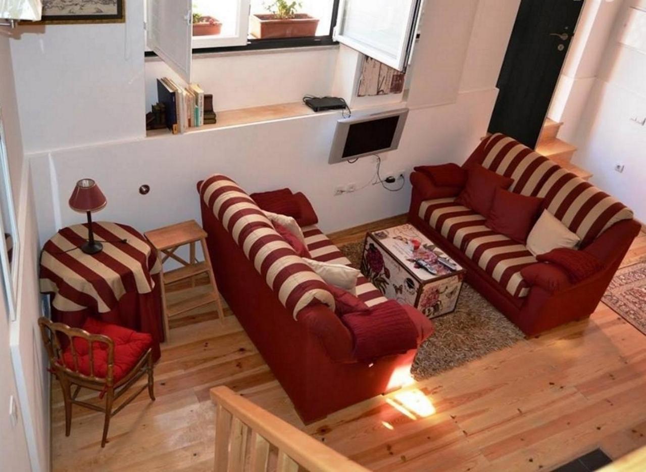 Apartment - Split Level - Photo 22