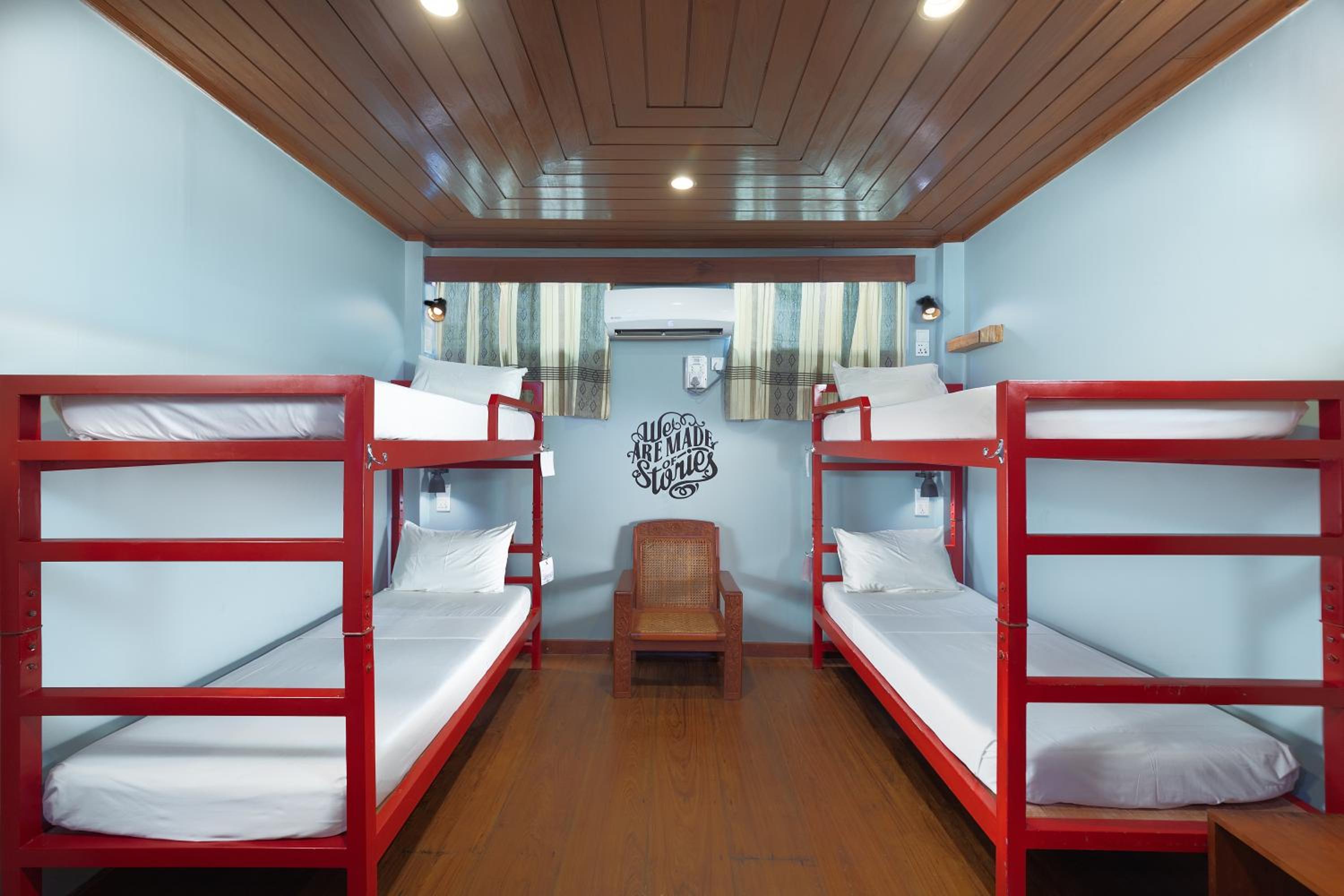 Twin Room - Photo 1