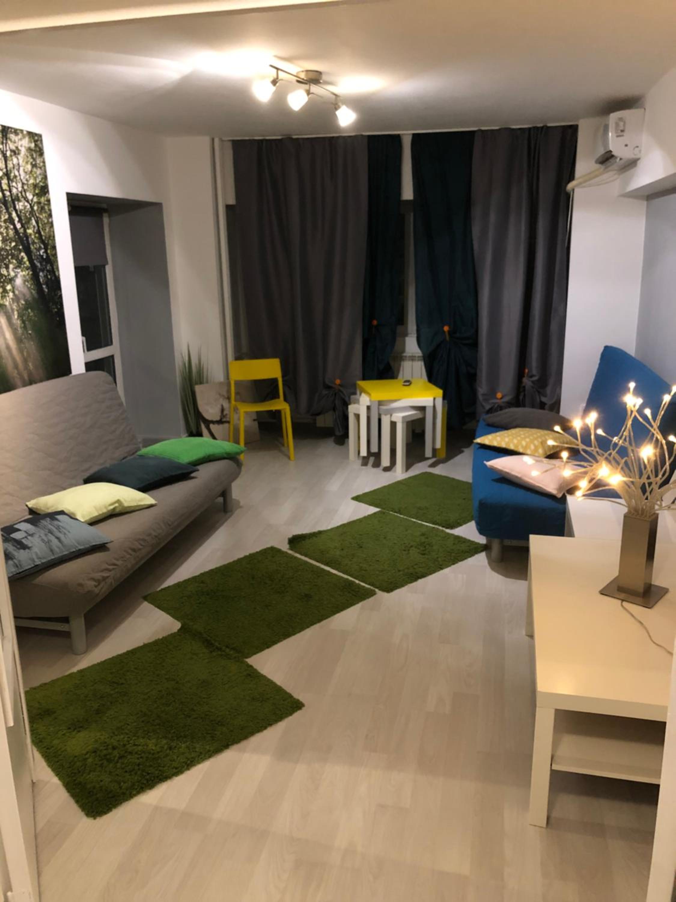 Apartment with Terrace - Photo 2