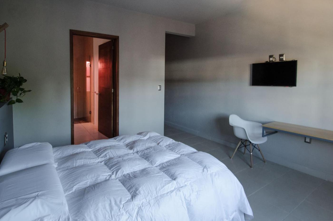 Deluxe Double Room with Balcony photo 3