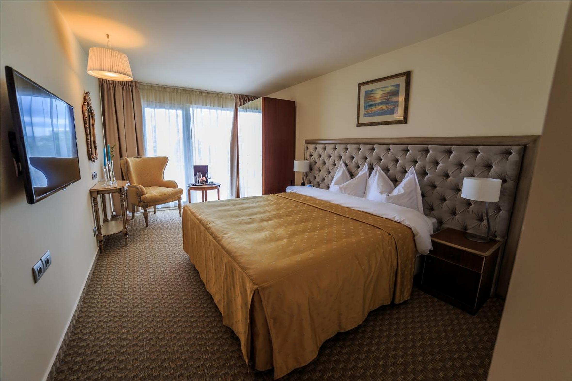 Double or Twin Room photo 2