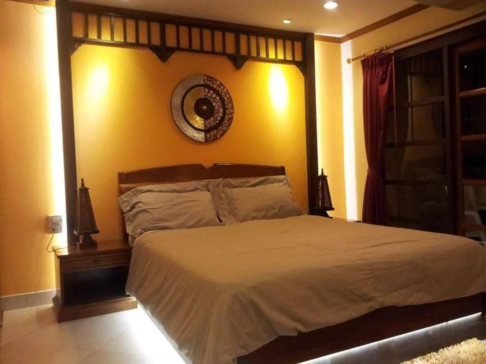Queen Suite with Pool View - Photo 1