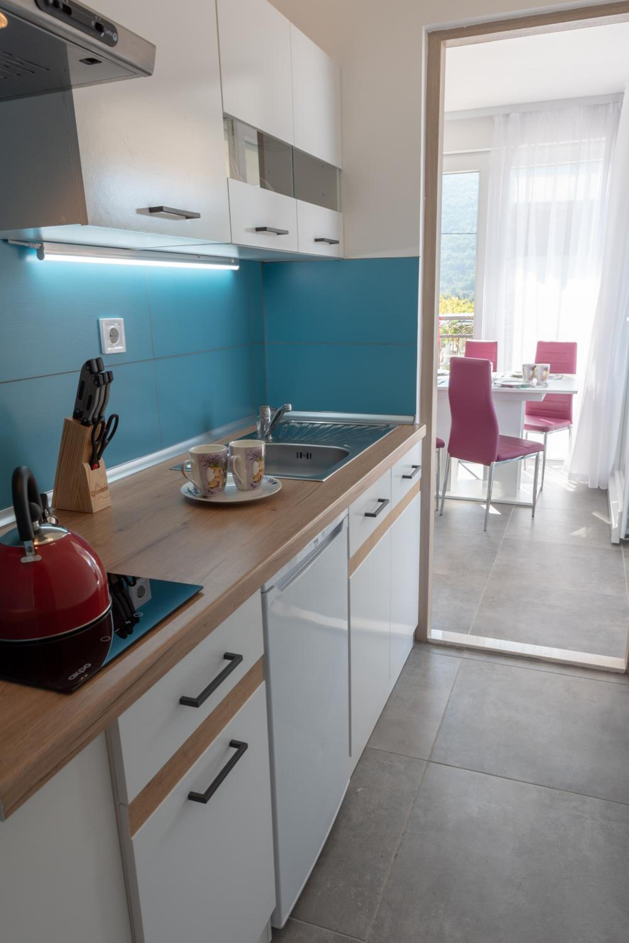 Studio Apartment with Sea View photo 3