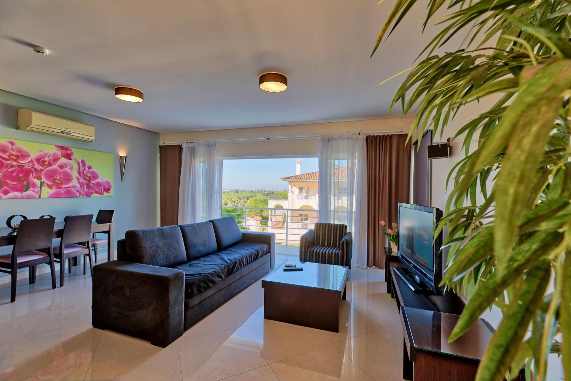 Apartment with Garden View photo 2