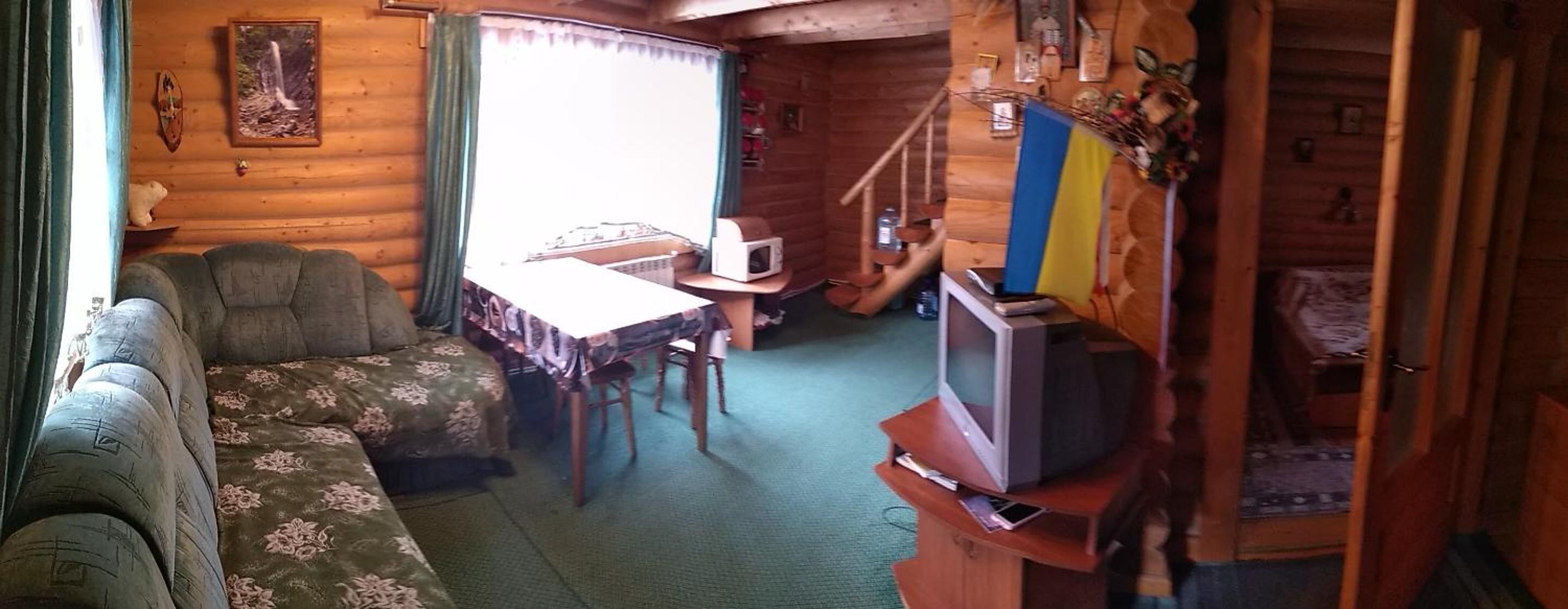 Three-Bedroom House photo 2