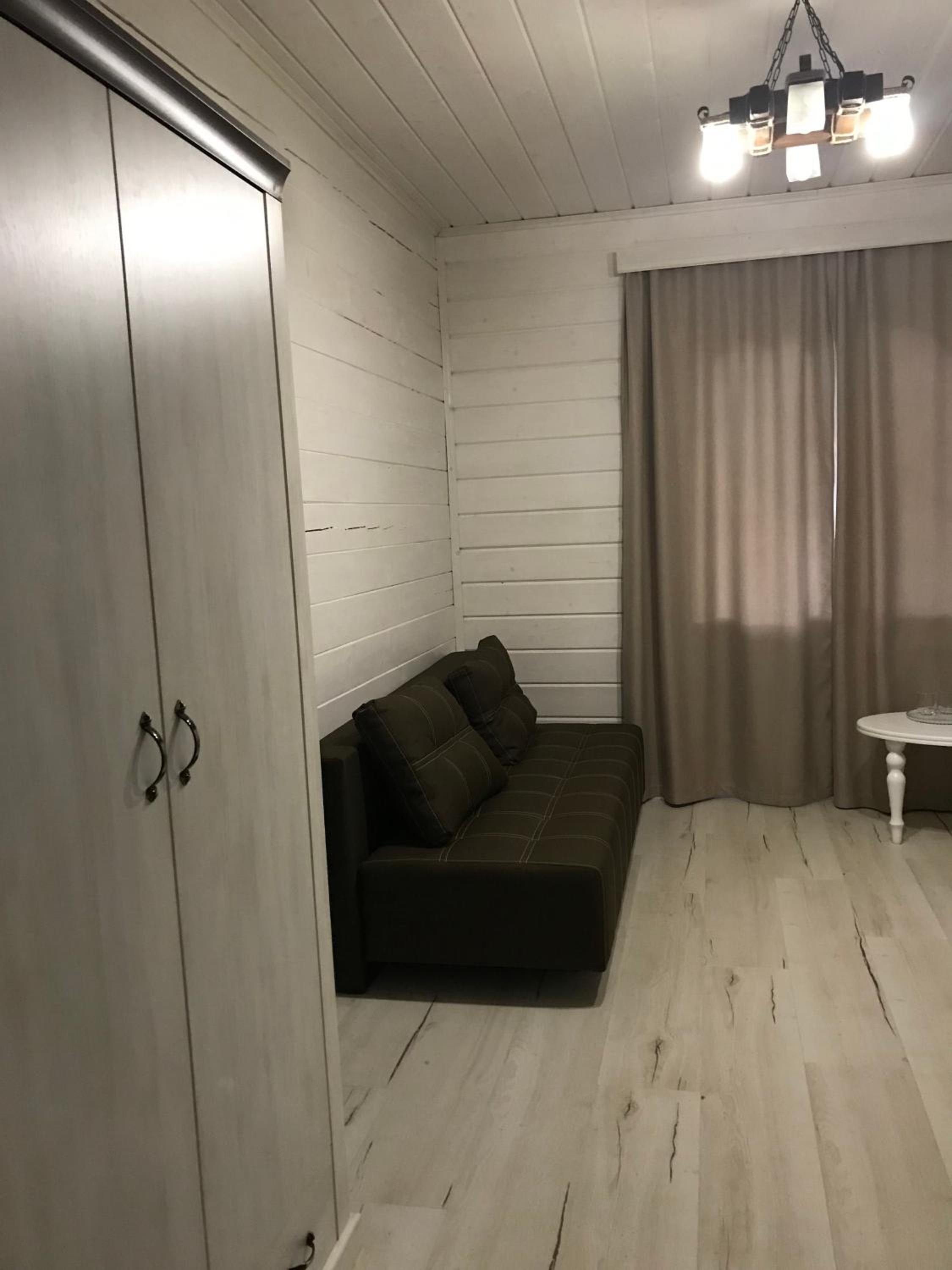 Family Room with Balcony photo 2
