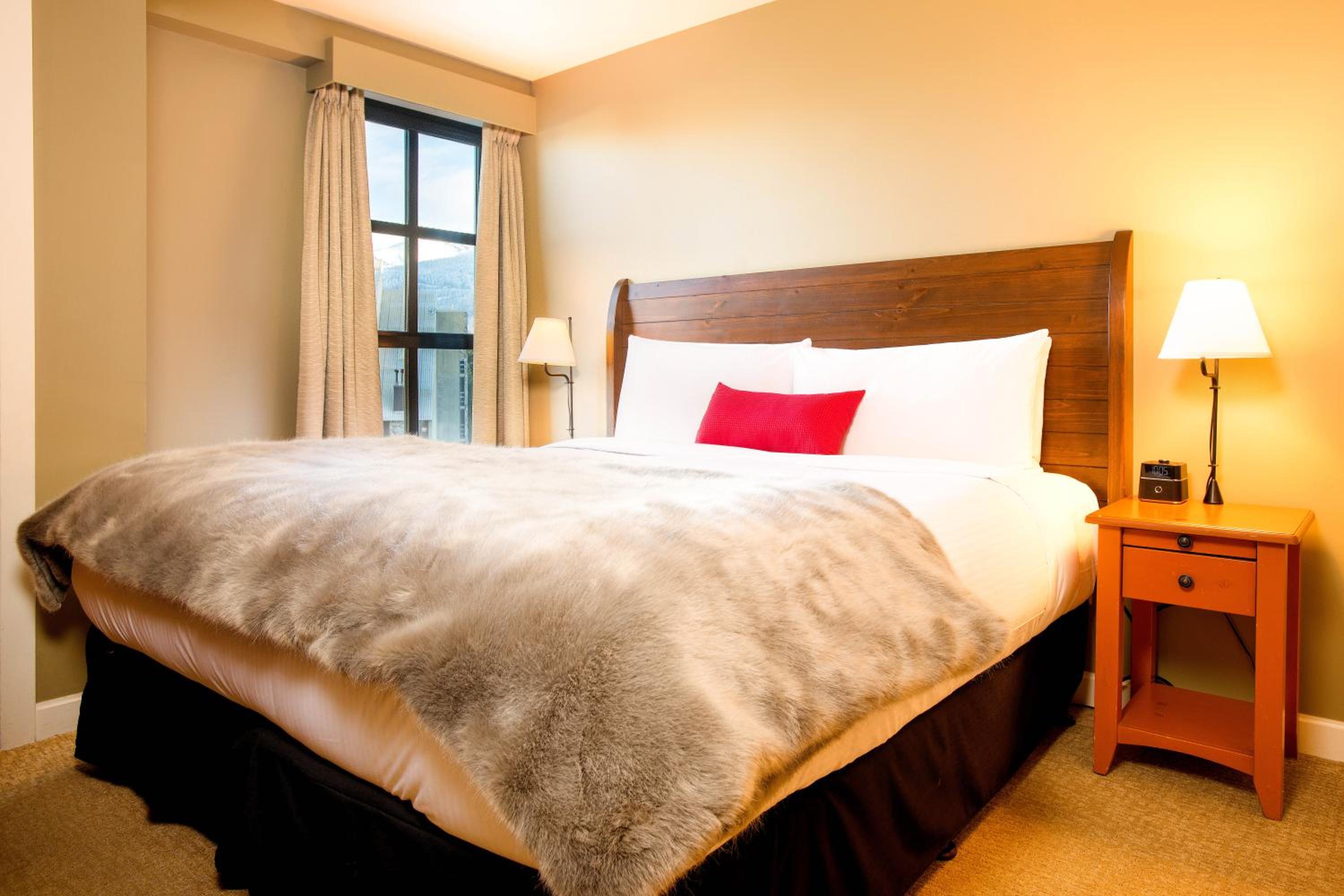 Two-Bedroom Suite - Premium Valley View - Photo 1