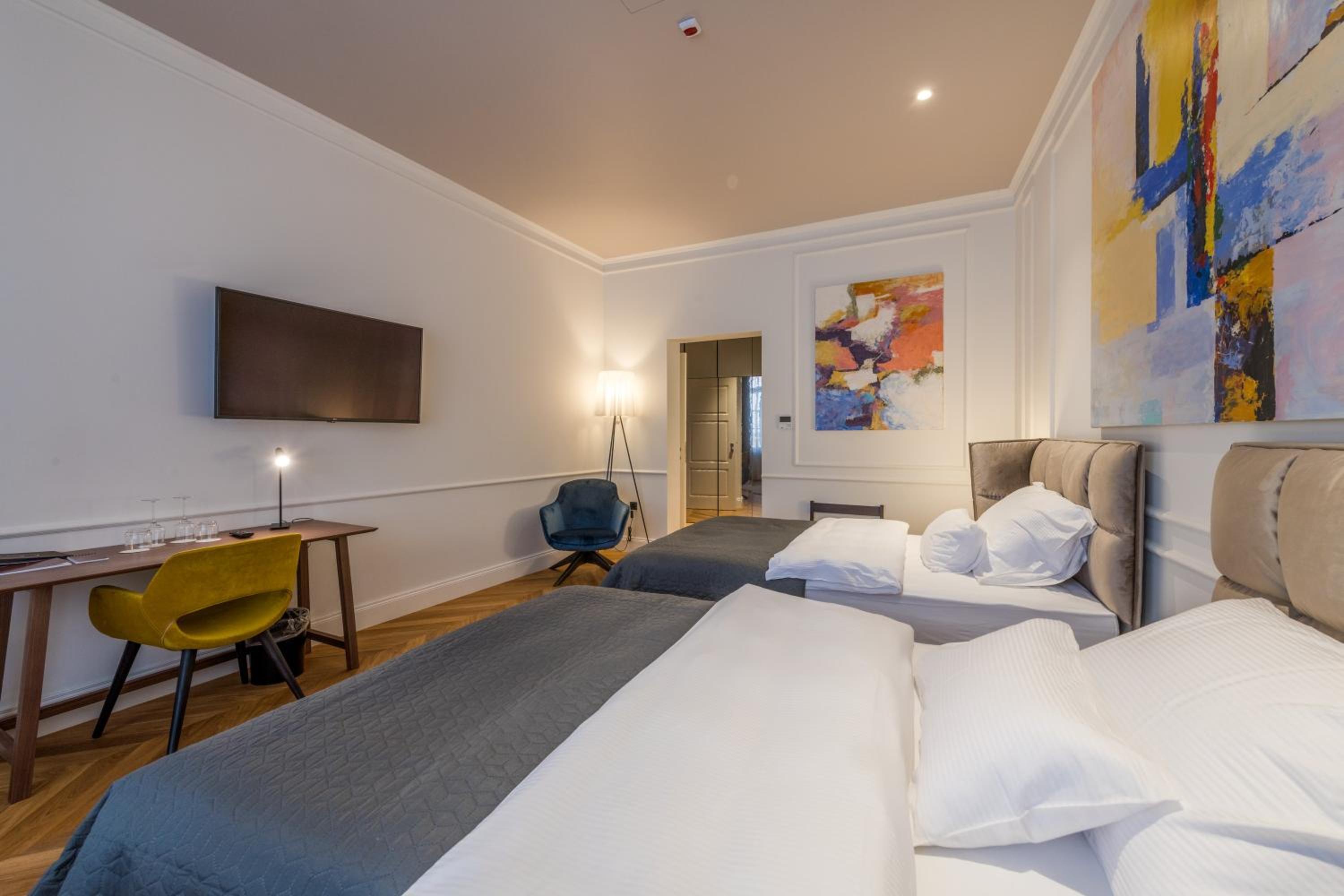 Standard Twin Room photo 1