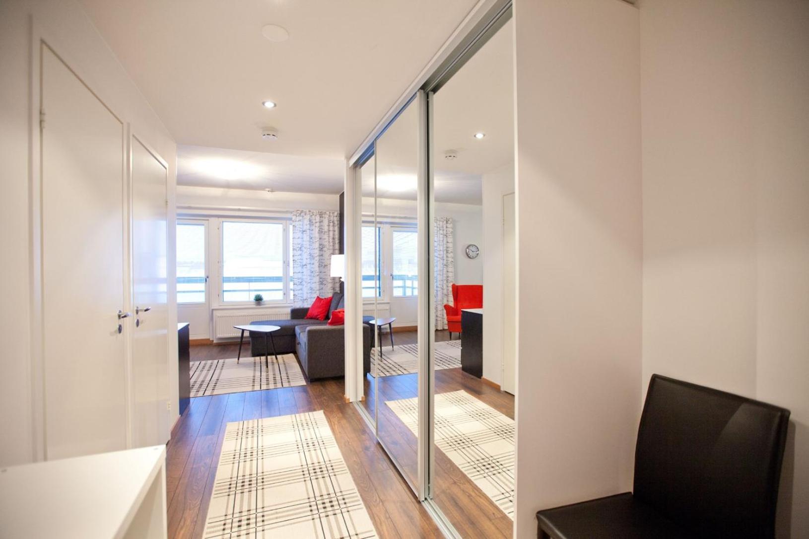 One-Bedroom Apartment - Photo 5