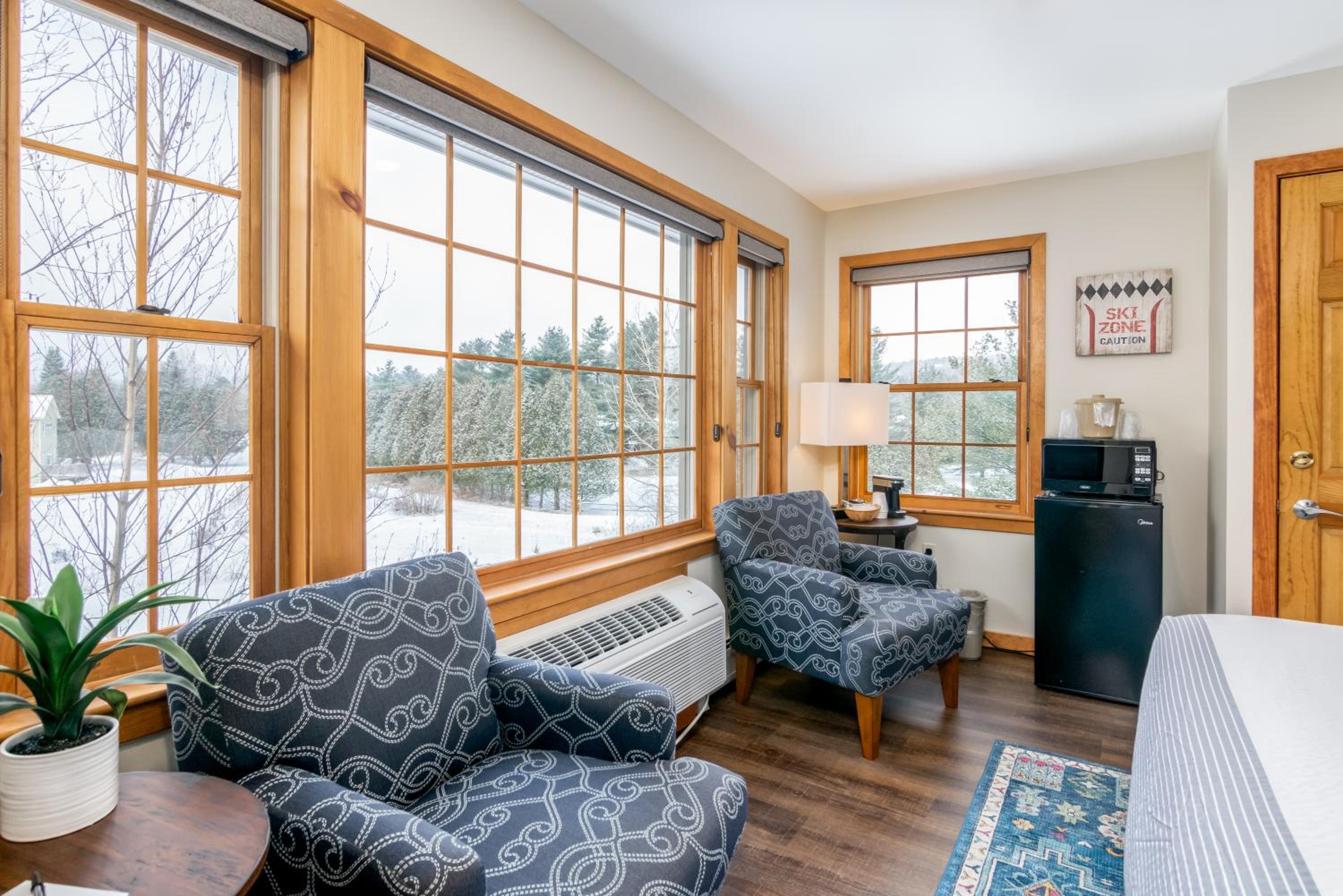 One King Room Mountain View photo 1