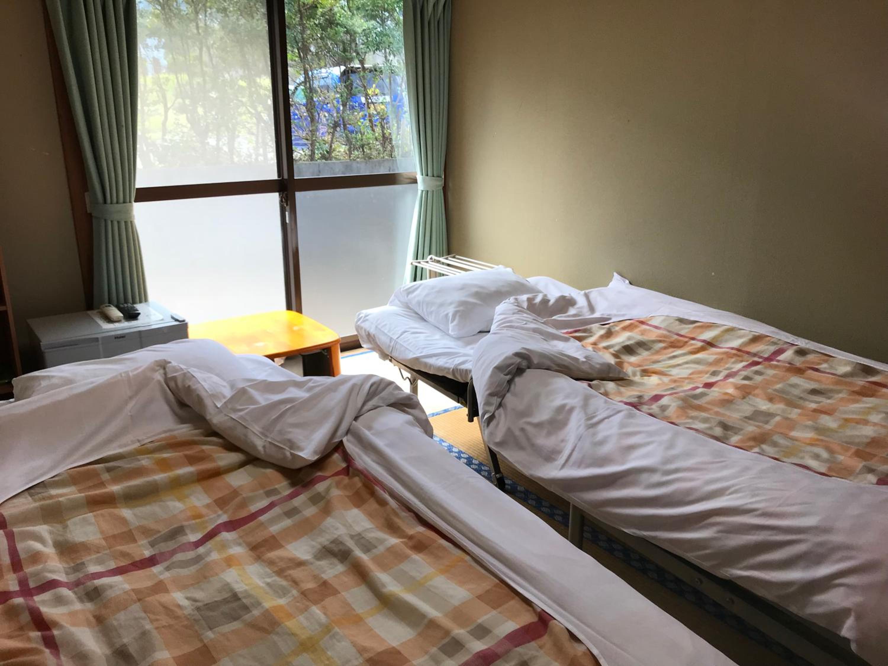 Japanese-Style Room with Shared Bathroom photo 2