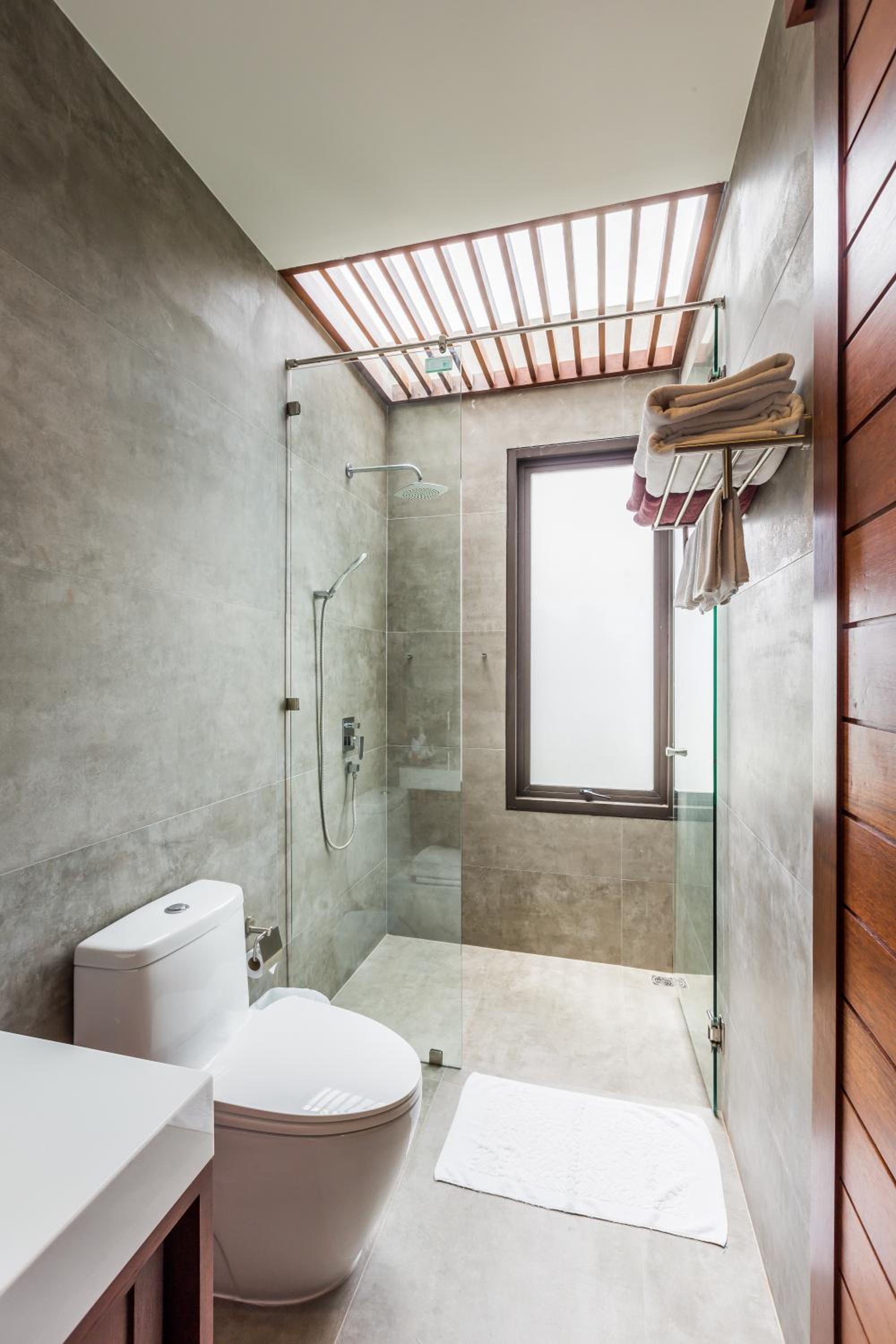 Three-Bedroom Villa photo 2