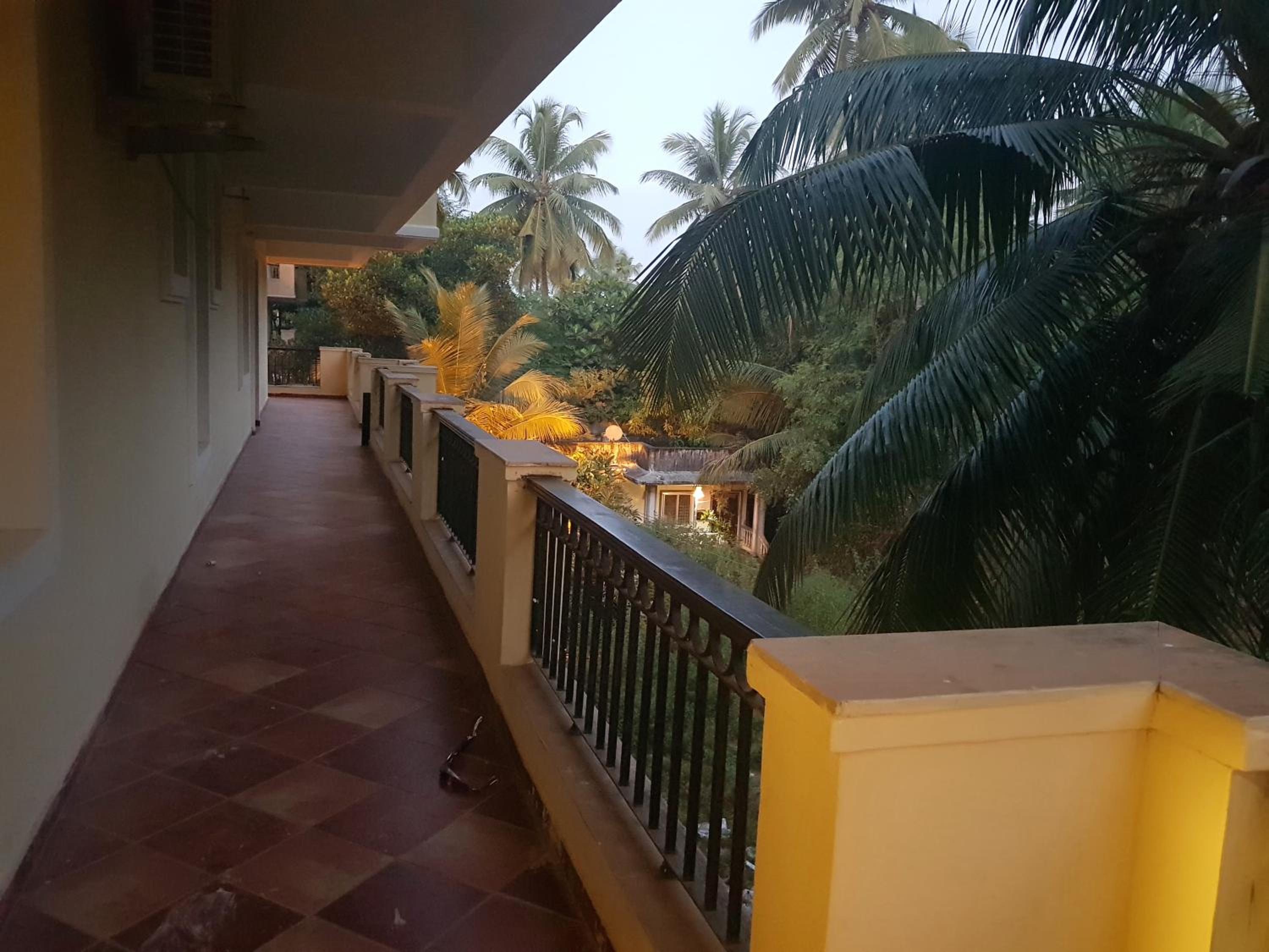 Apartment with Pool View  photo 2
