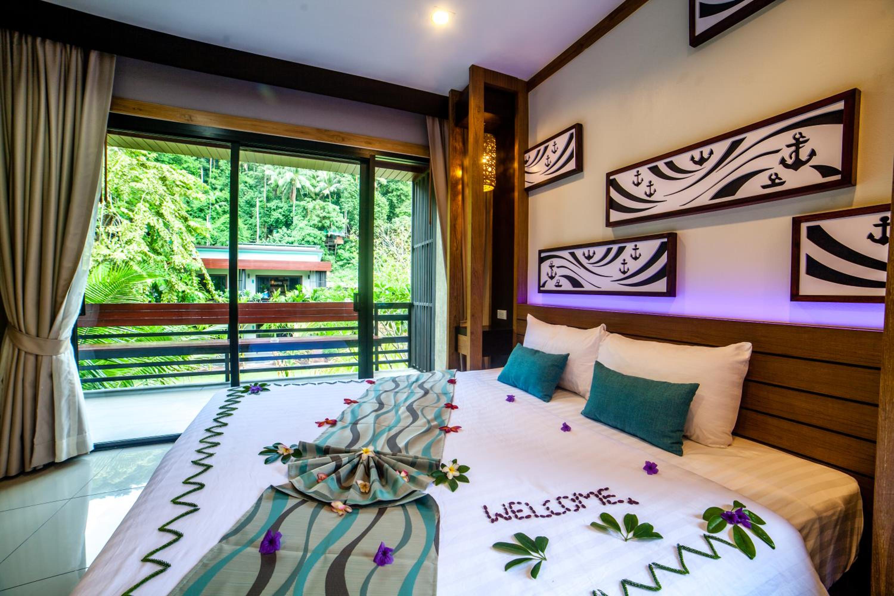 Superior Double Or Twin Room With Garden View photo 2