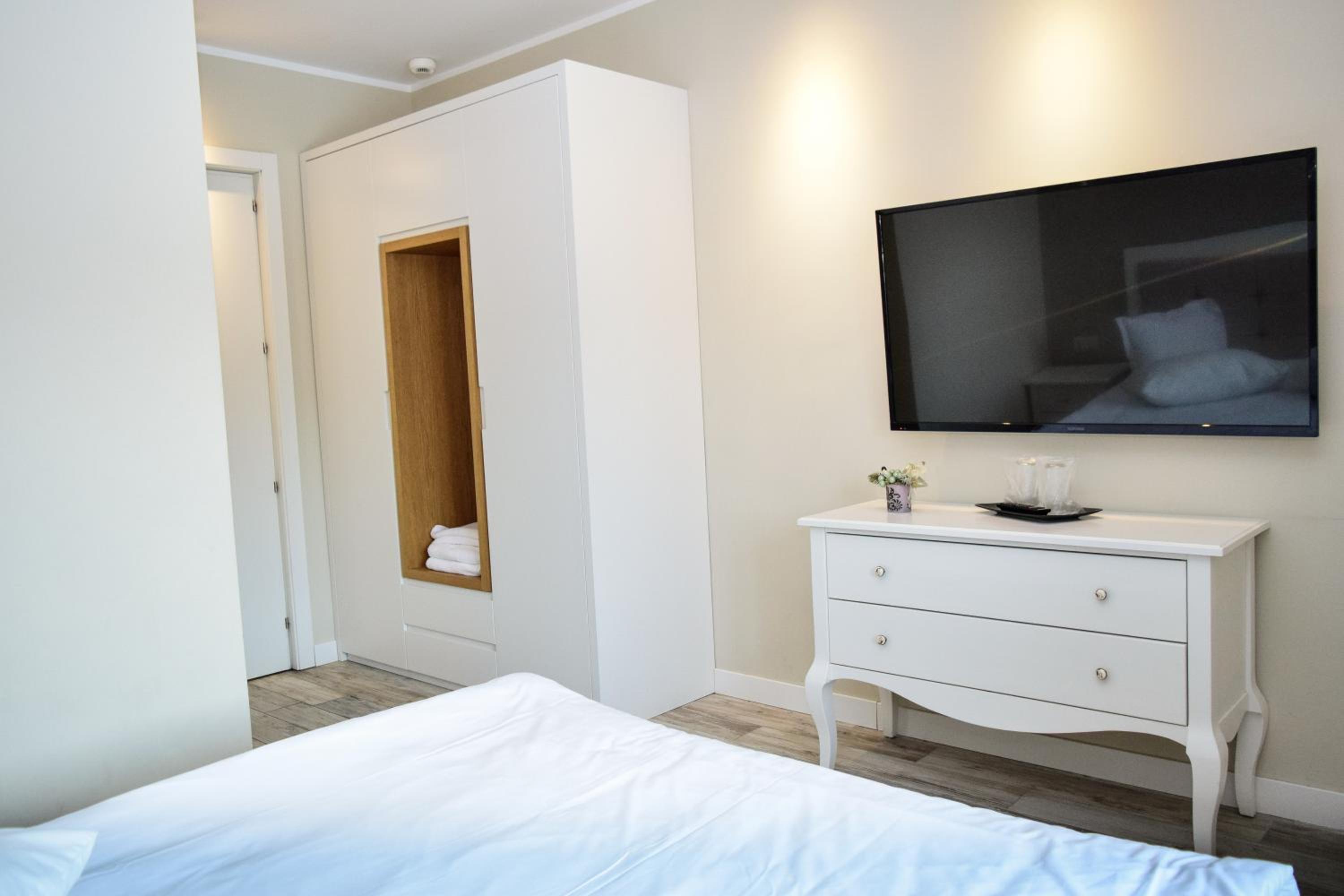 King Room - Photo 10