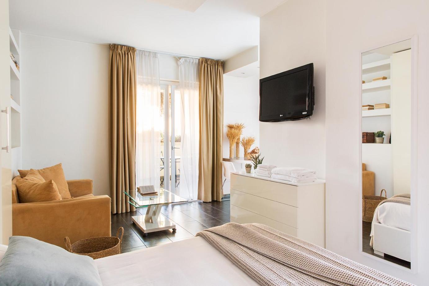 Executive Apartment with Terrace photo 2