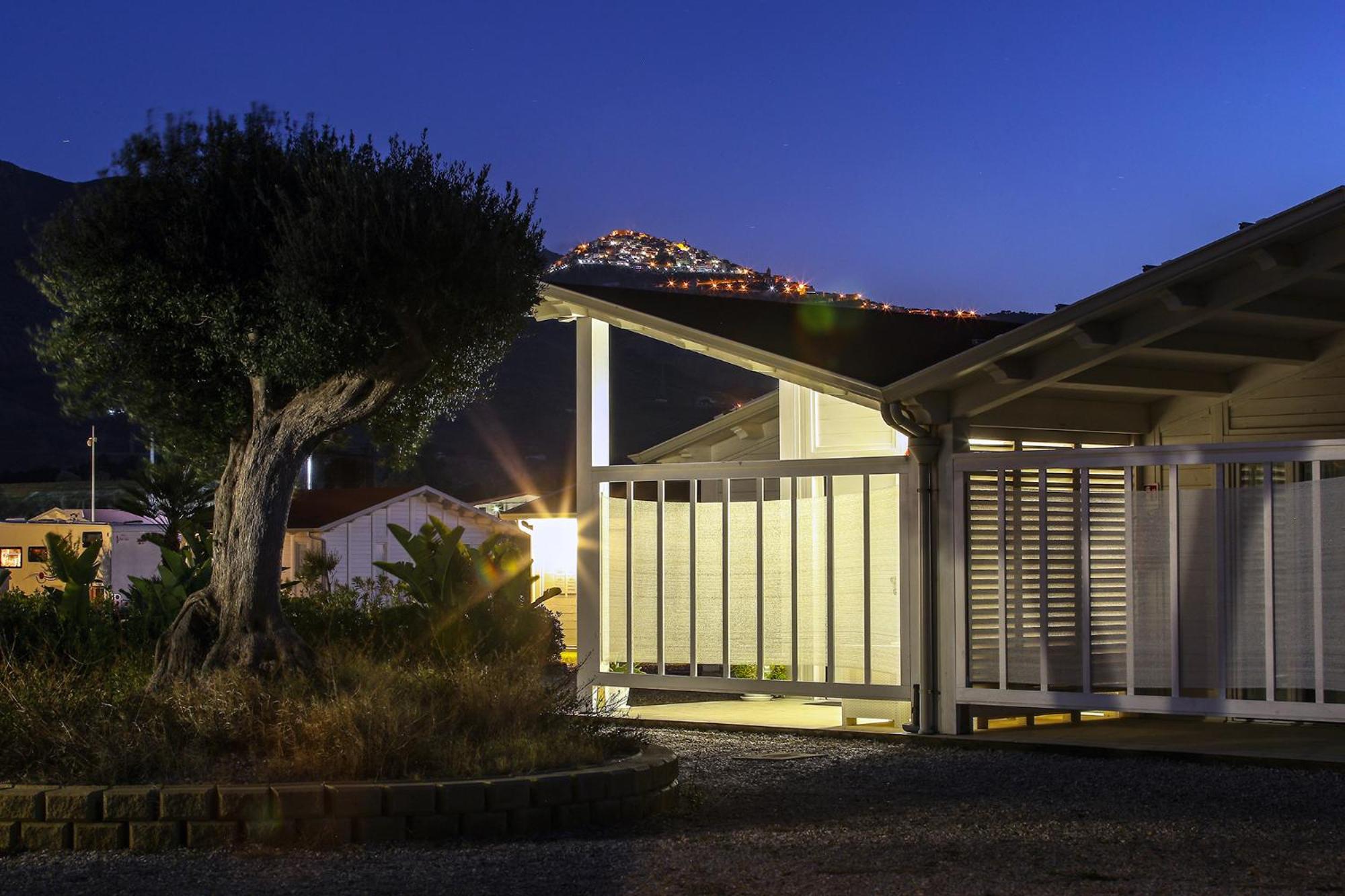 Bungalow - Photo 20