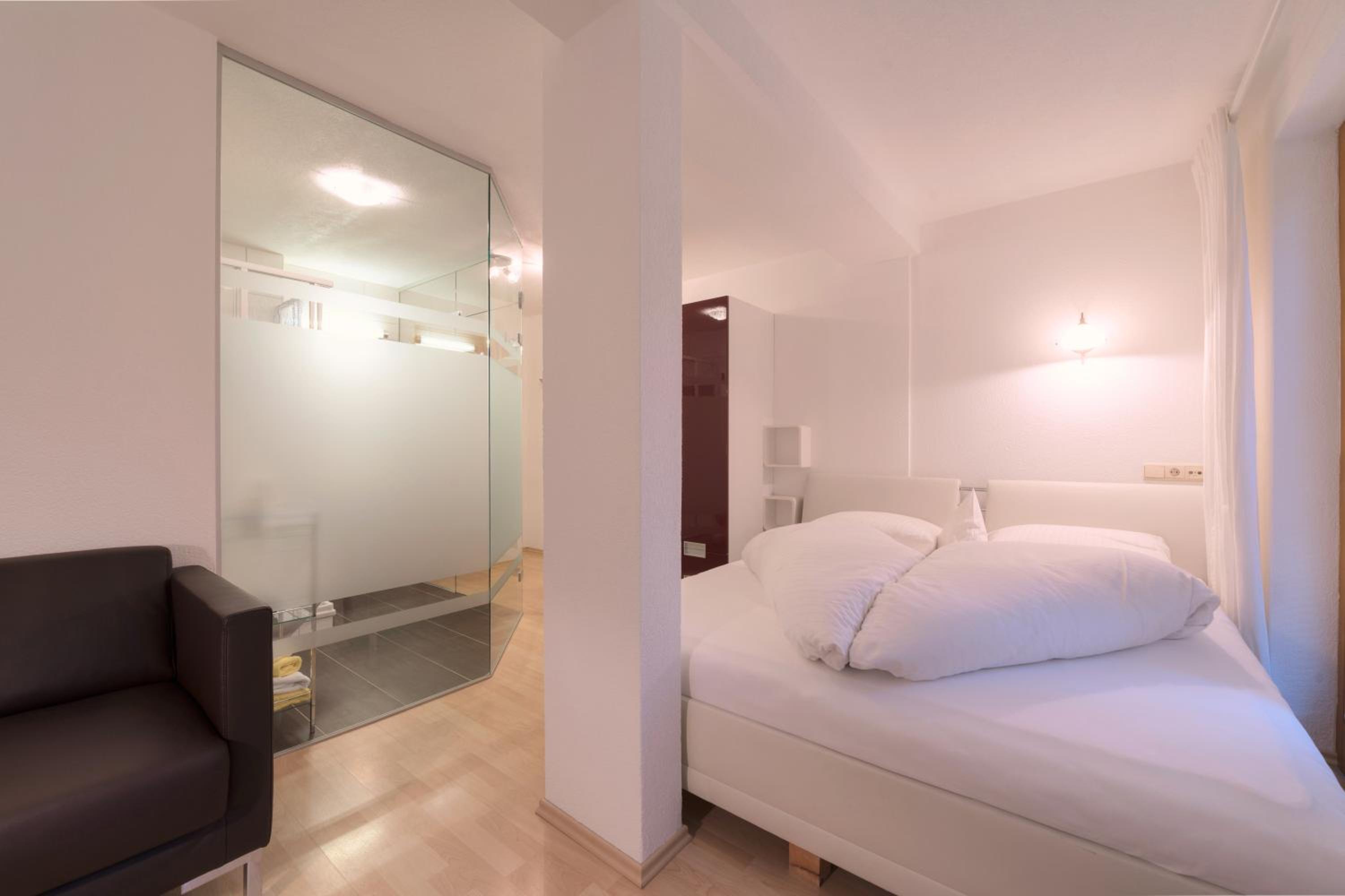 Single Room photo 1