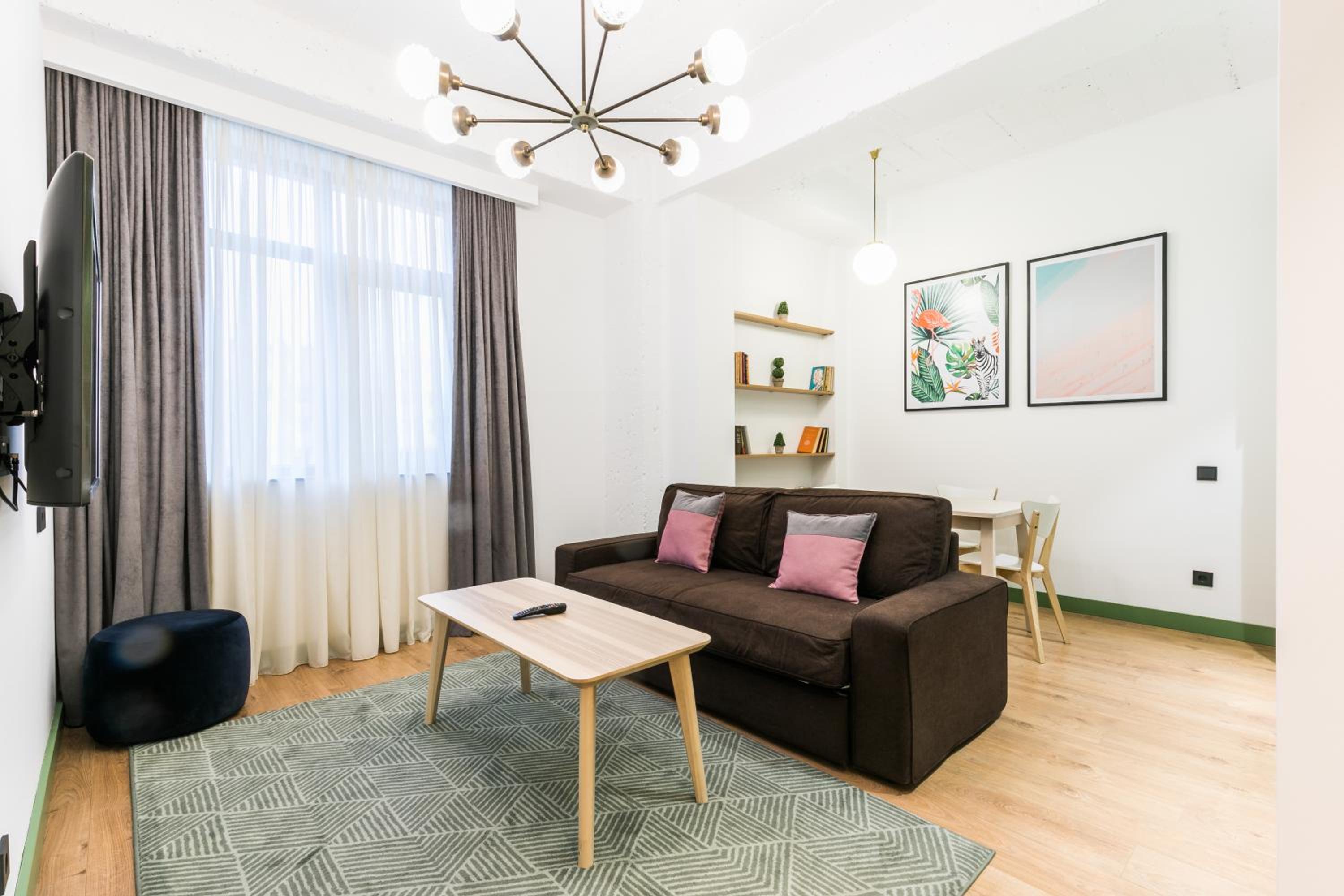 One-Bedroom Apartment