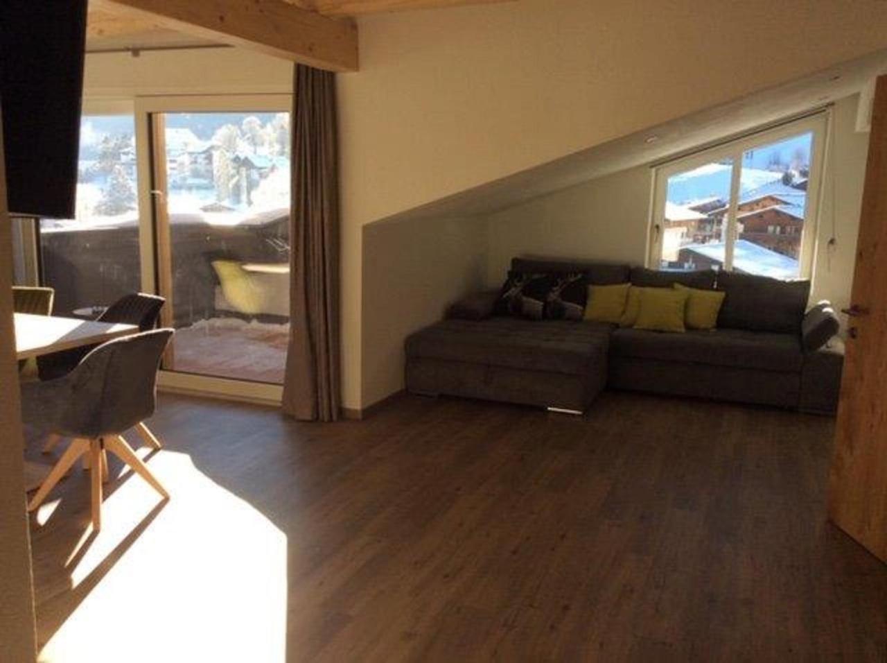 Apartment with Terrace photo 2