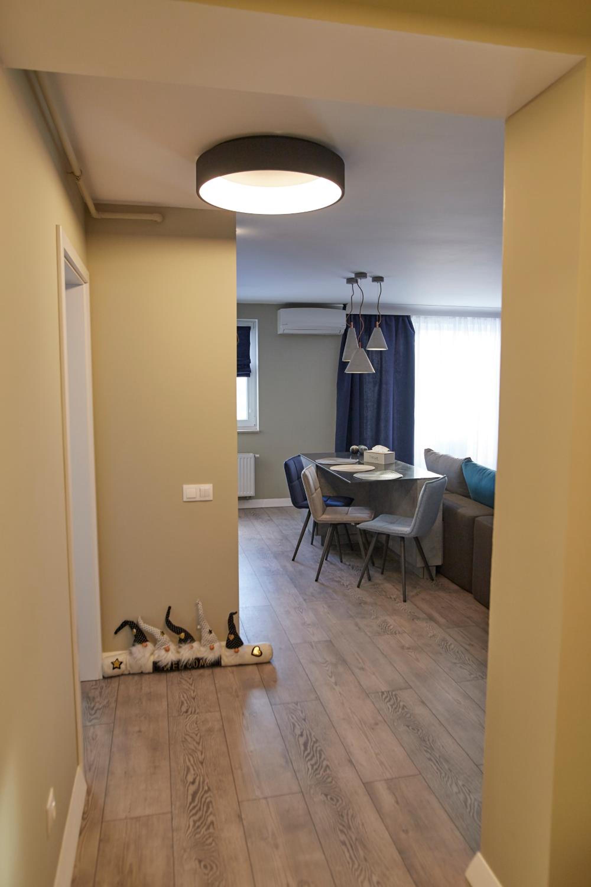 One-Bedroom Apartment - Photo 21