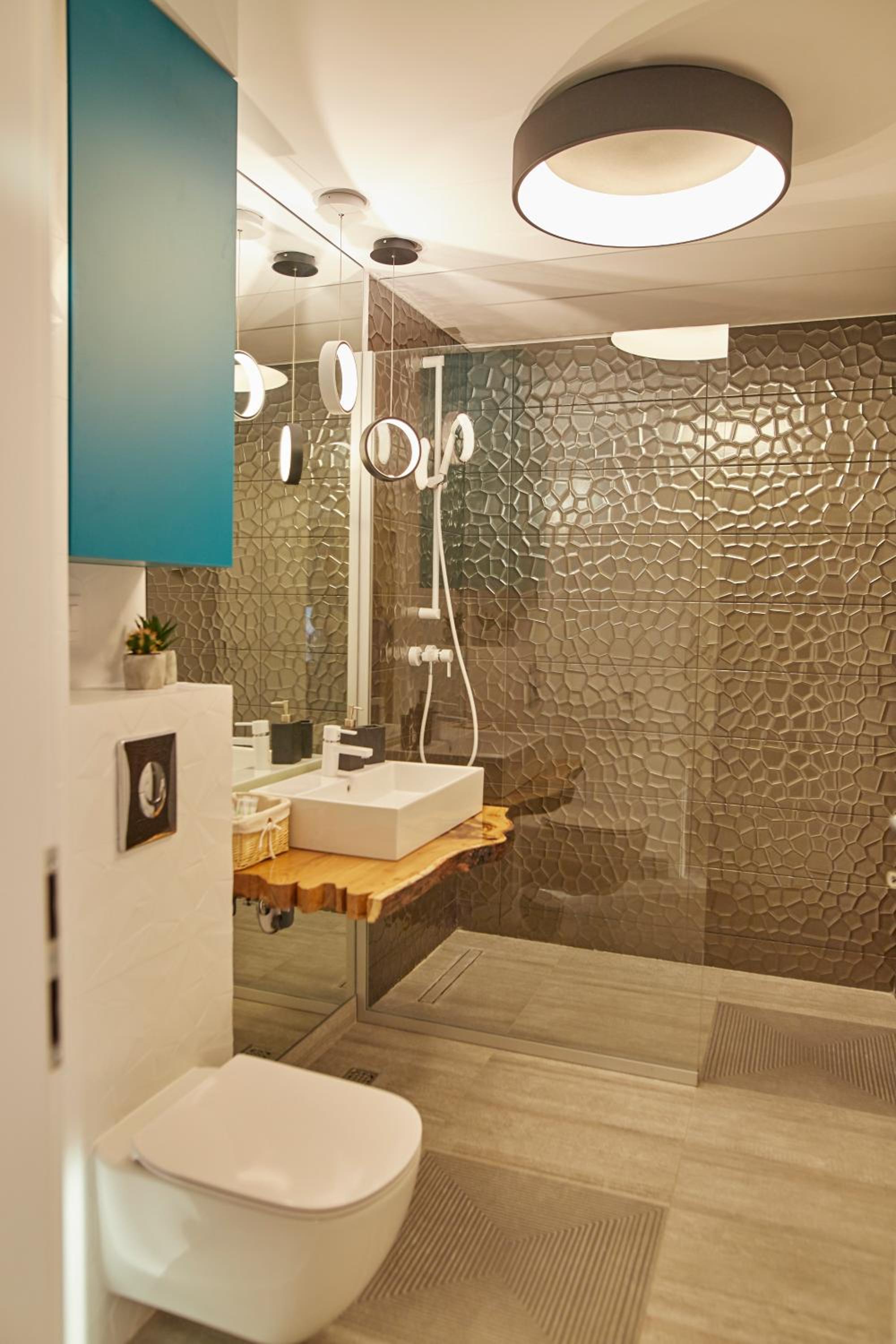 One-Bedroom Apartment - Photo 4
