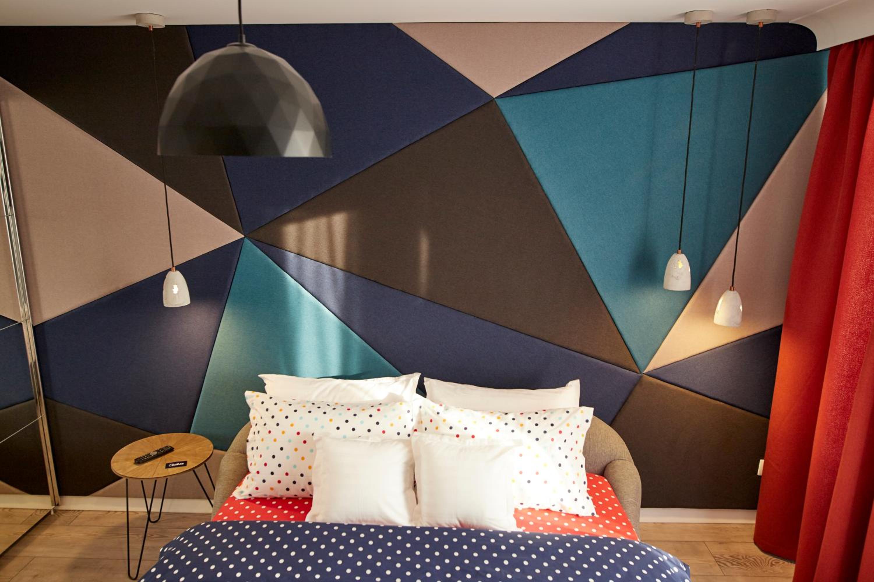 One-Bedroom Apartment - Photo 9