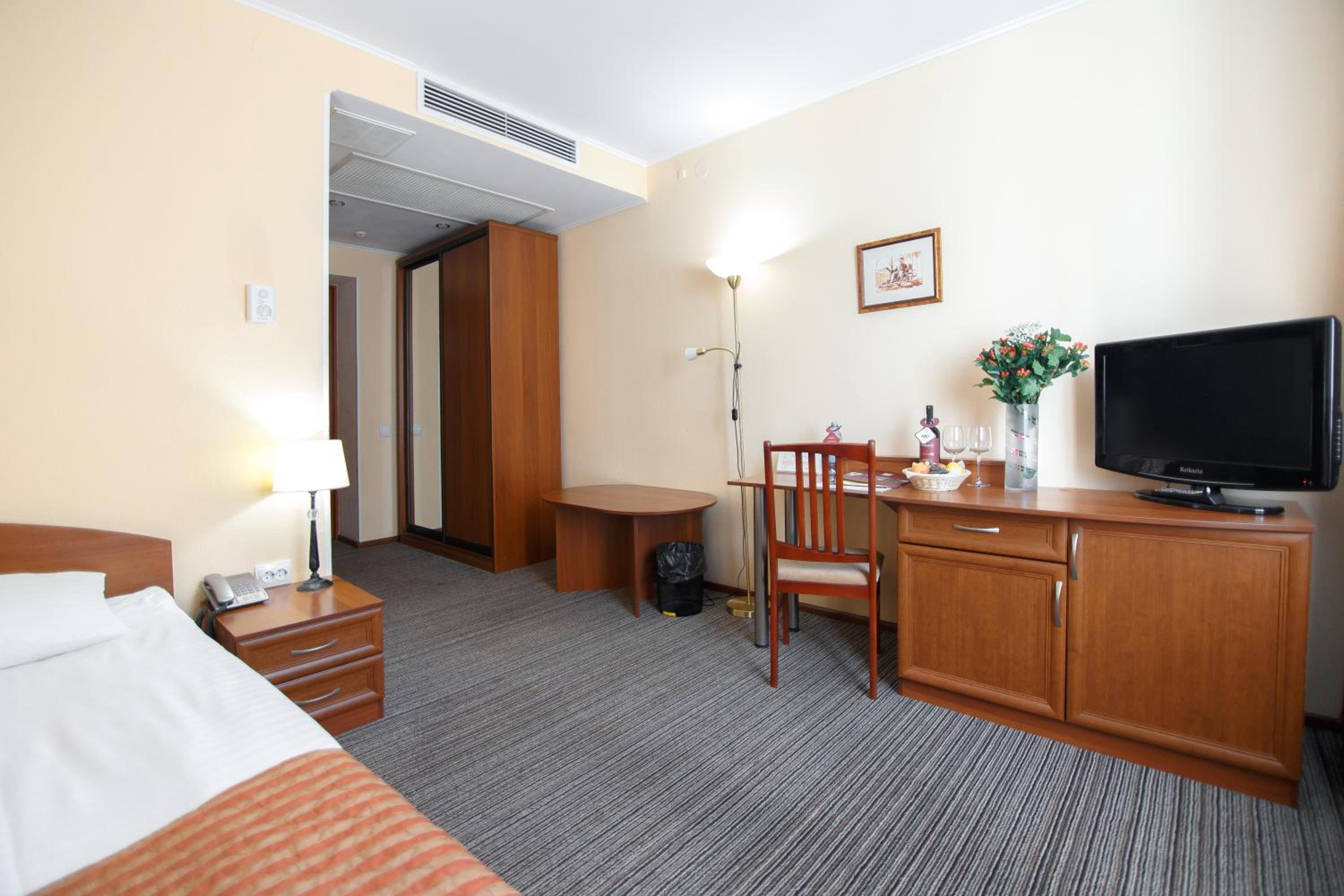 Single Room with Shower photo 2