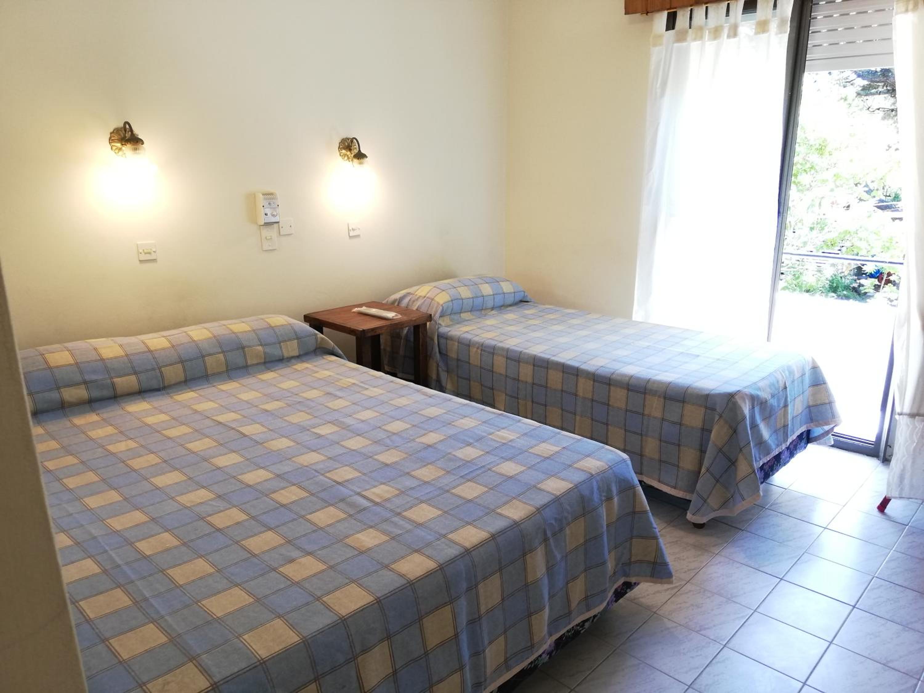 Triple Room with Private Bathroom photo 3