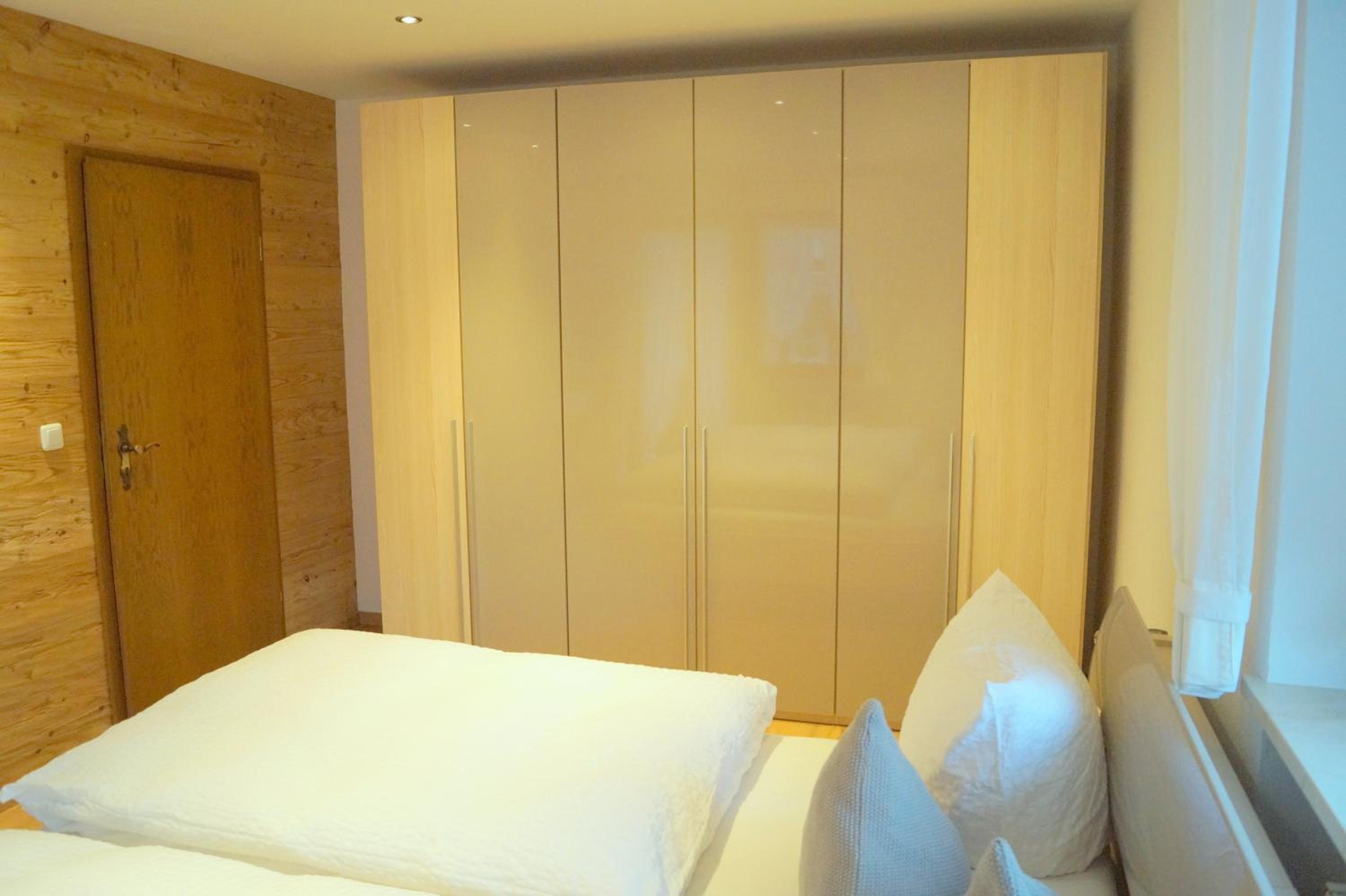 Apartment with Mountain View photo 1