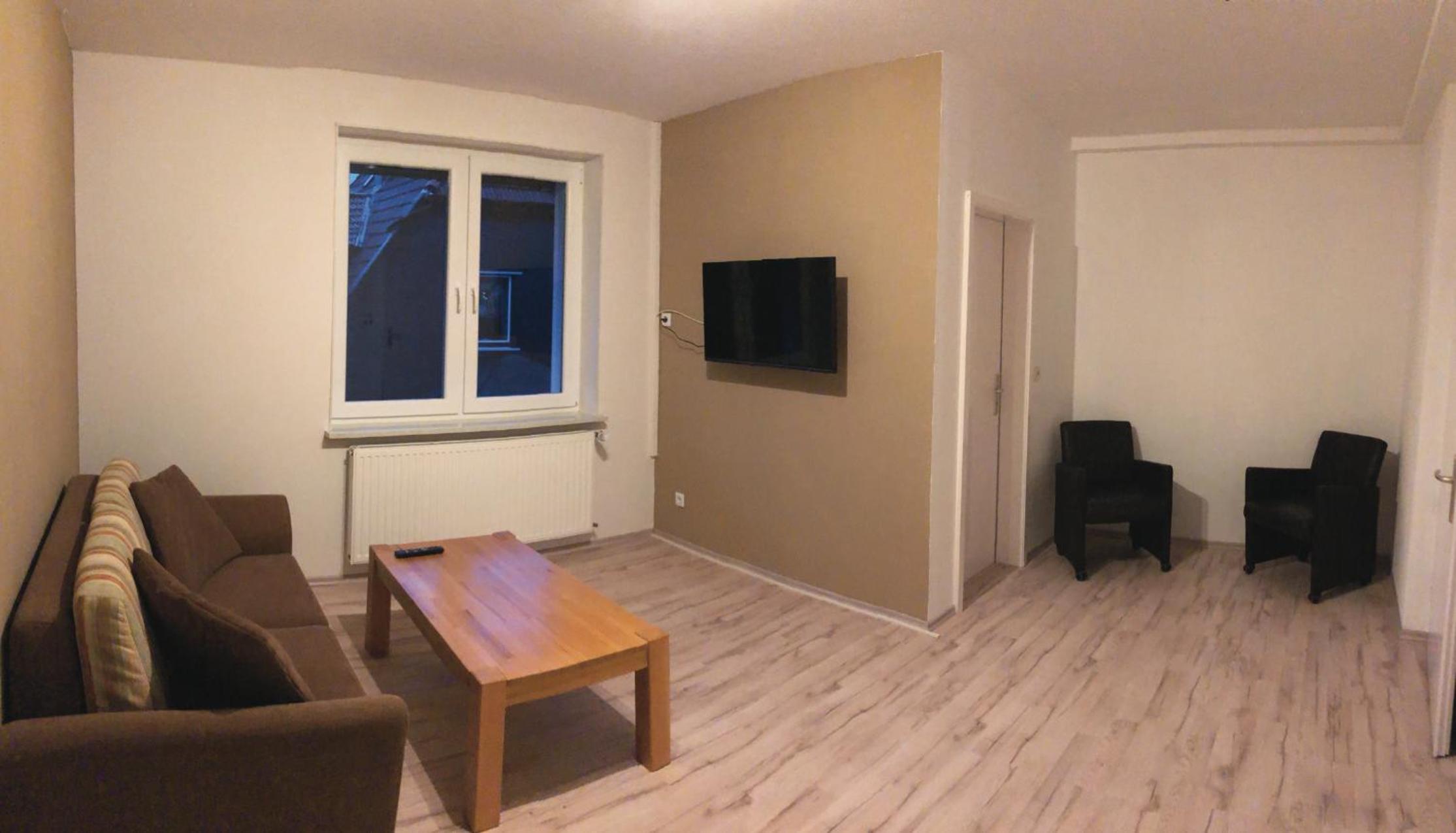 One-Bedroom Apartment photo 2