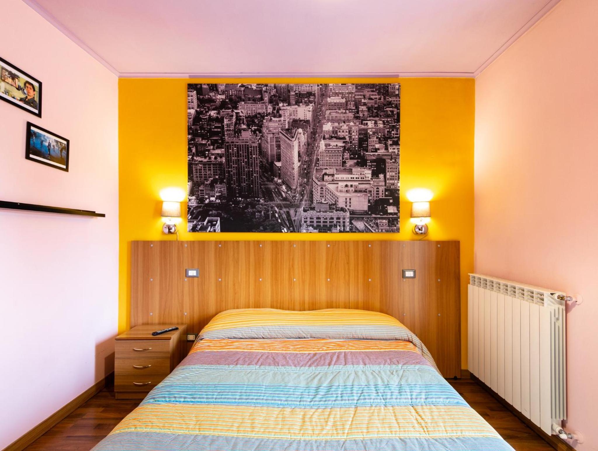 Double Room with Private Bathroom photo 1