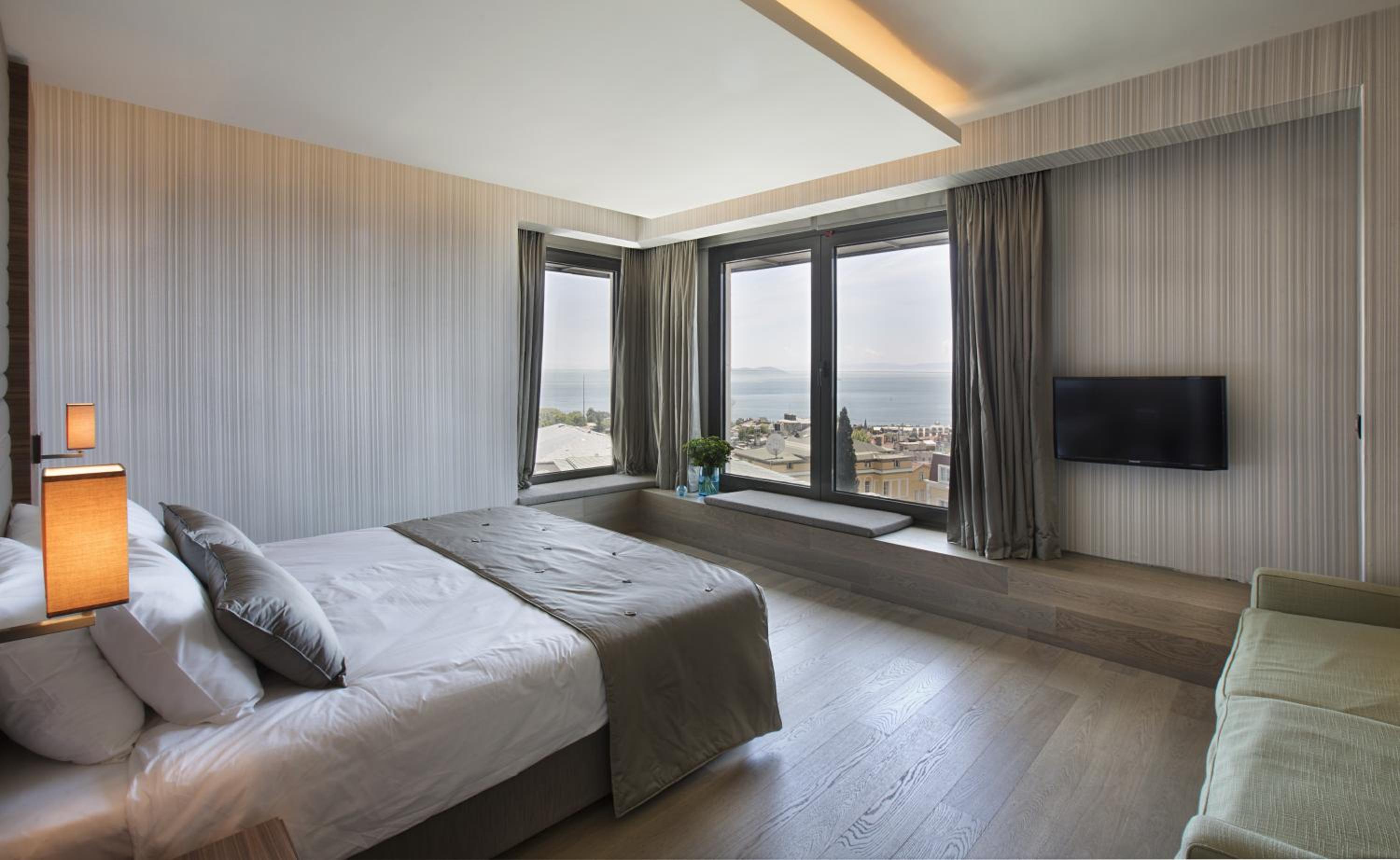 Double or Twin Room with Sea View