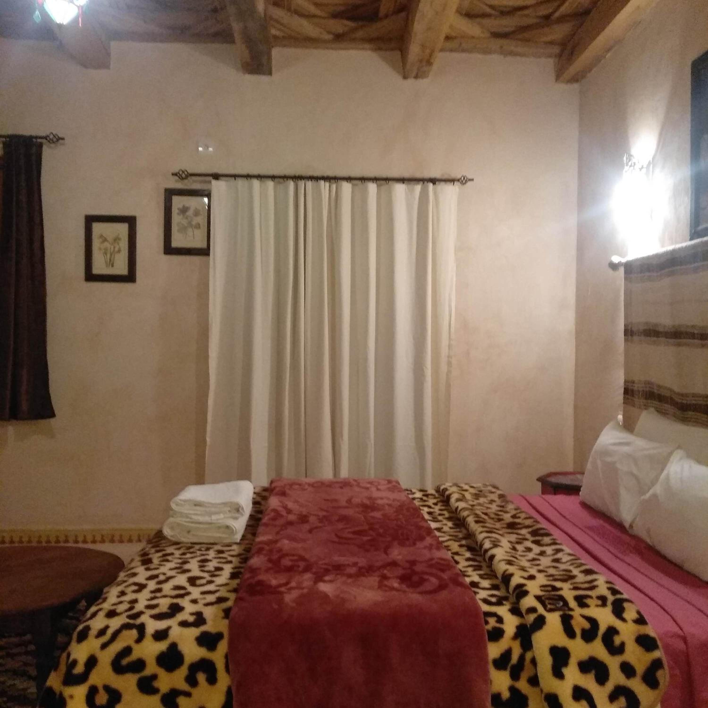 Double Room - Photo 2