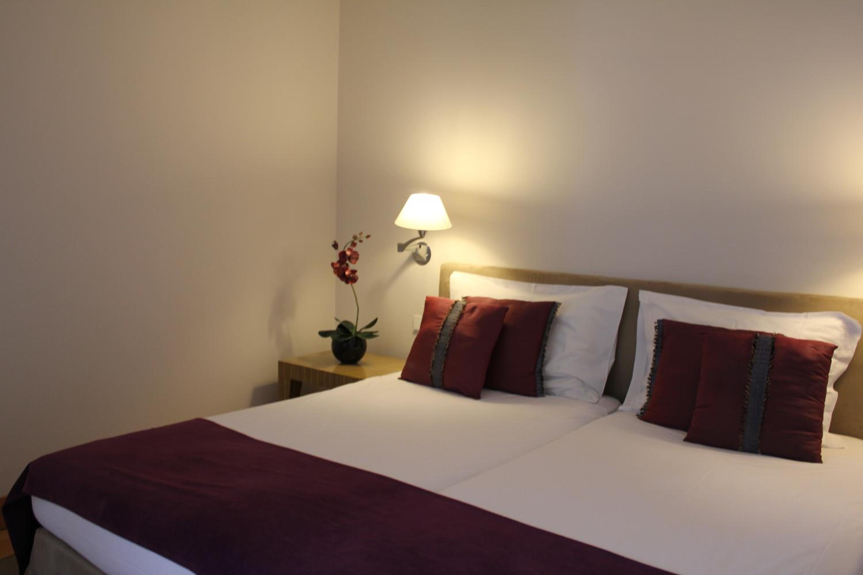 Twin Room with Land View - Photo 4