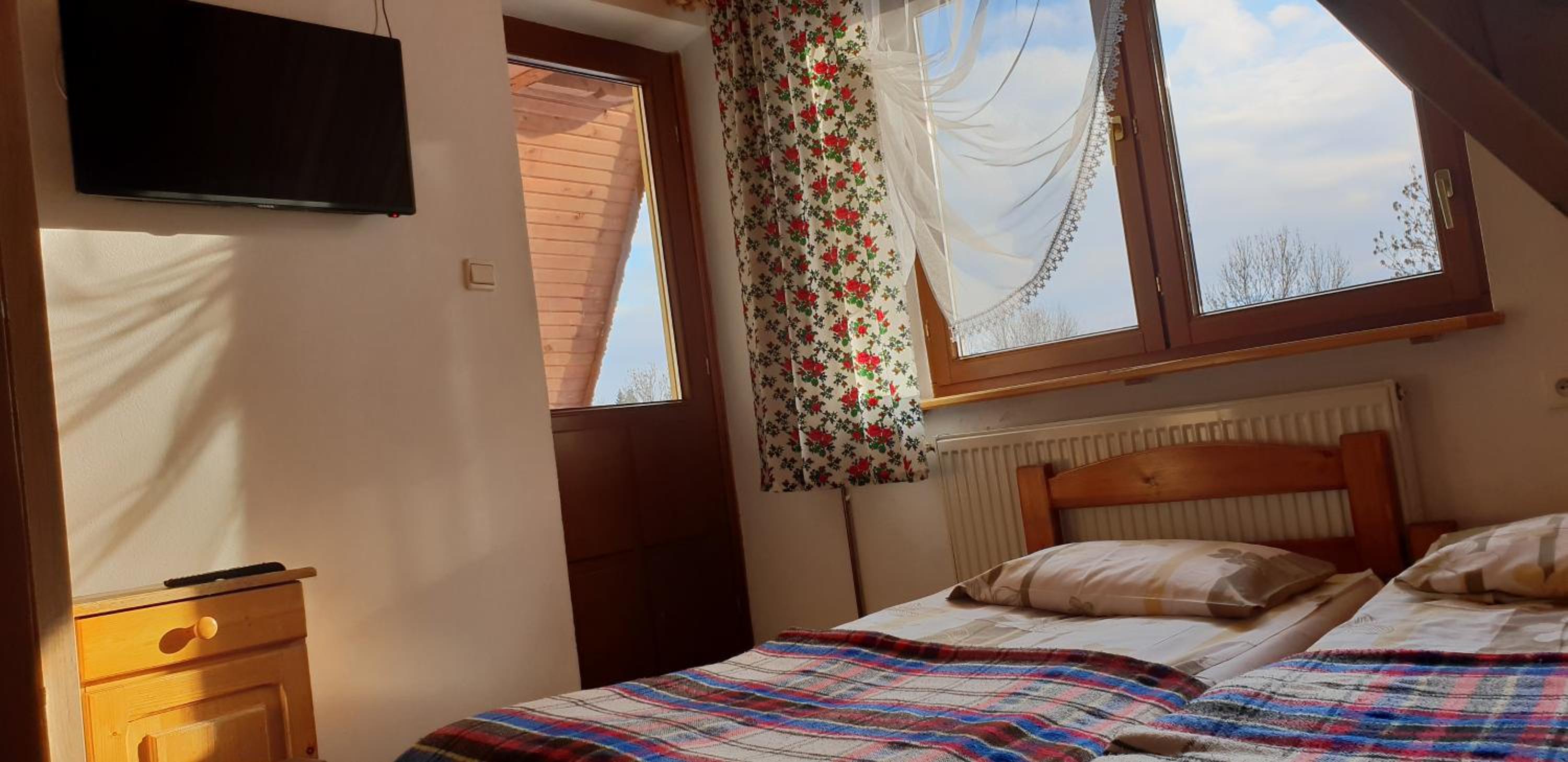 Basic Triple Room photo 1
