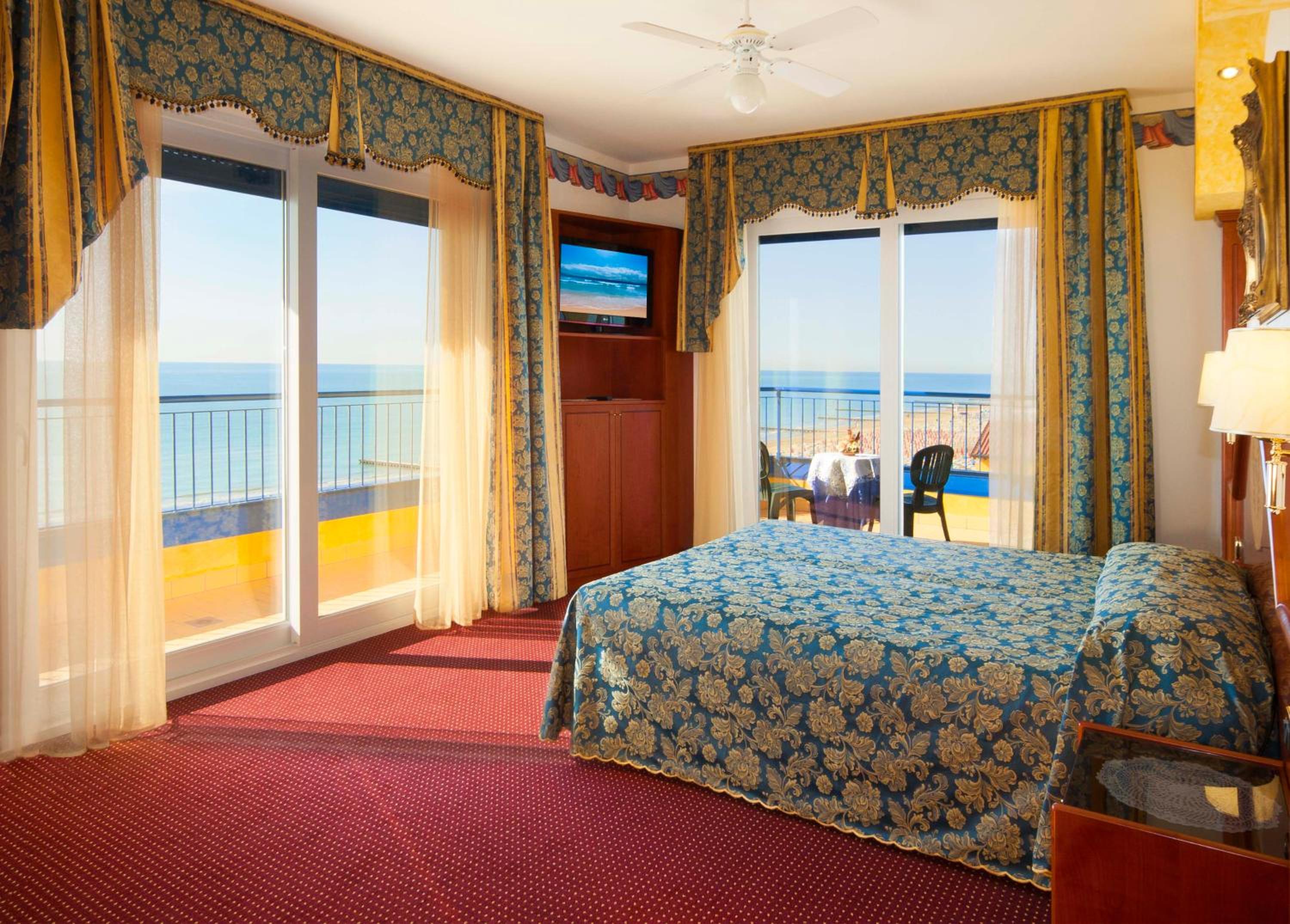 Suite with Sea View