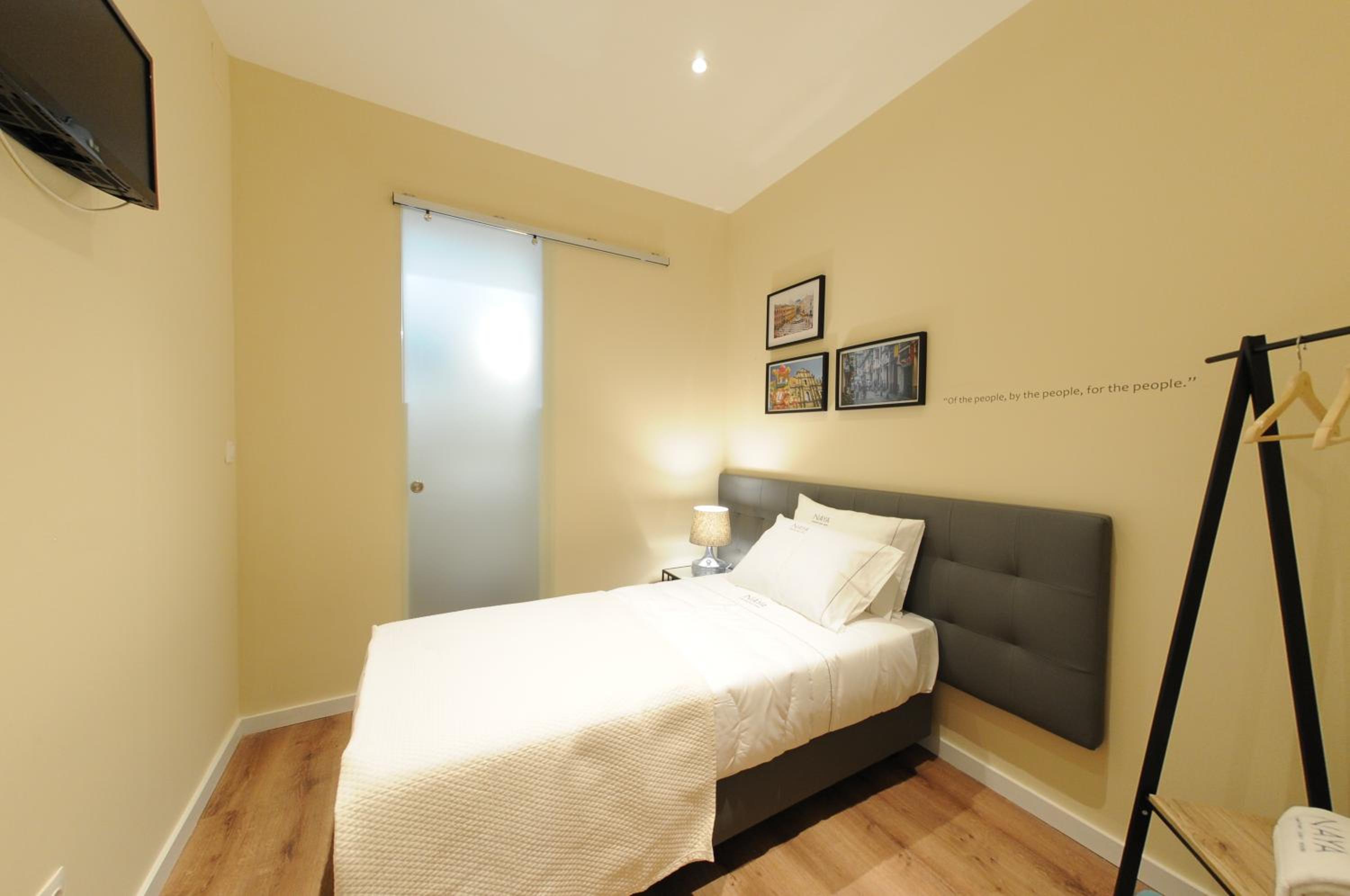 Naya-Downtown Guesthouse — photo 138