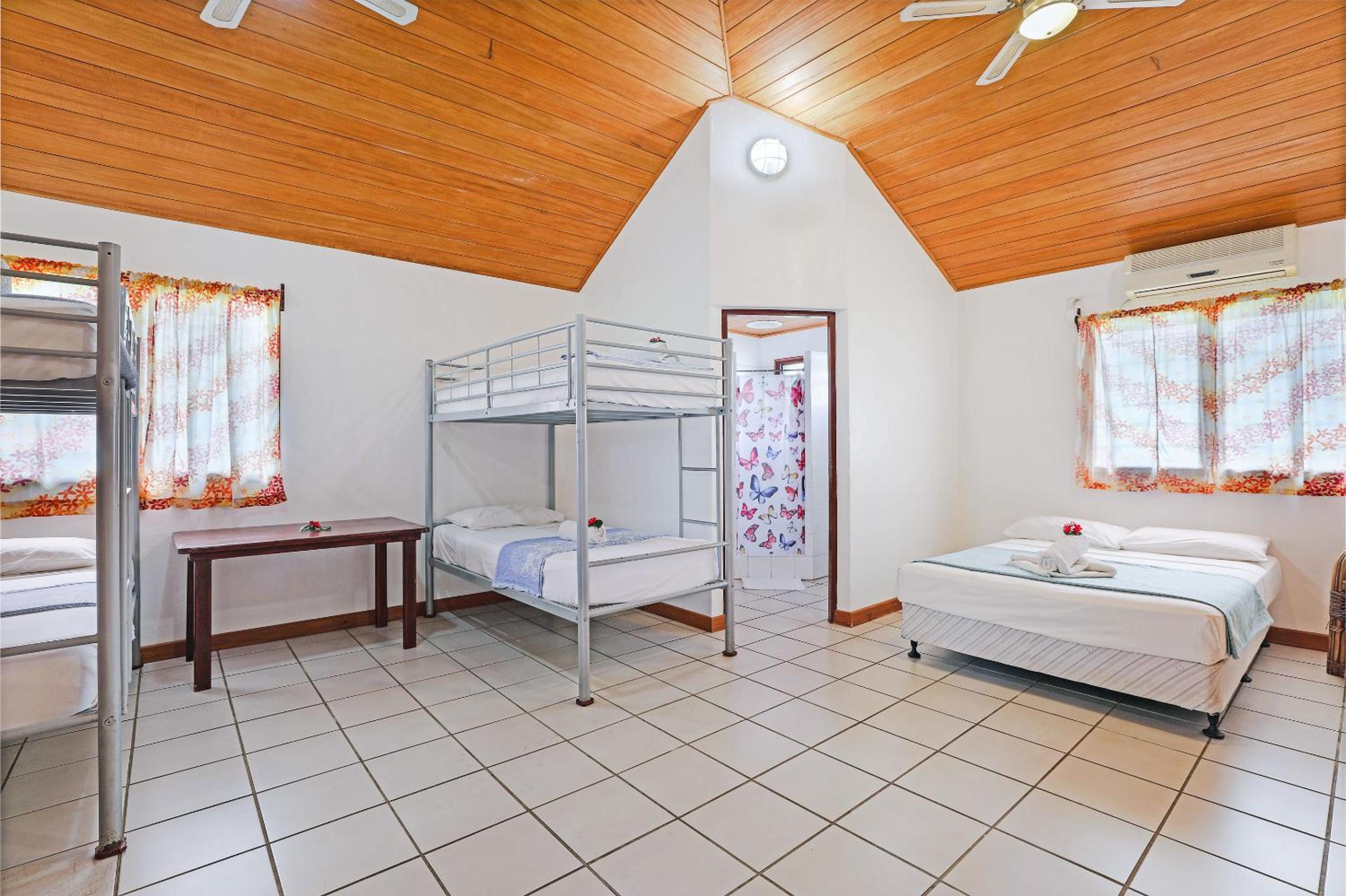 Family Room with Air-conditioning - Starfish photo 3