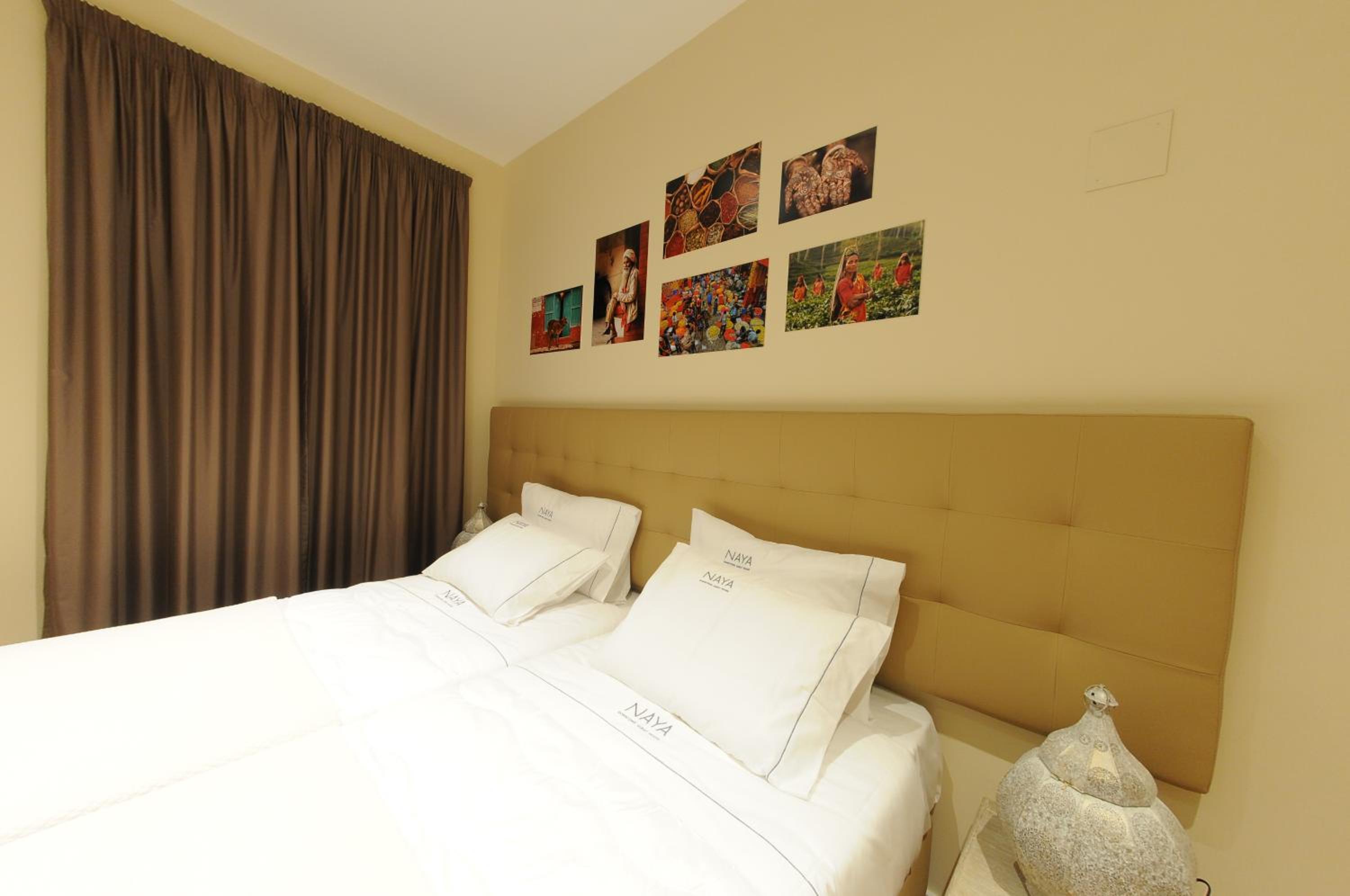 Naya-Downtown Guesthouse — photo 90