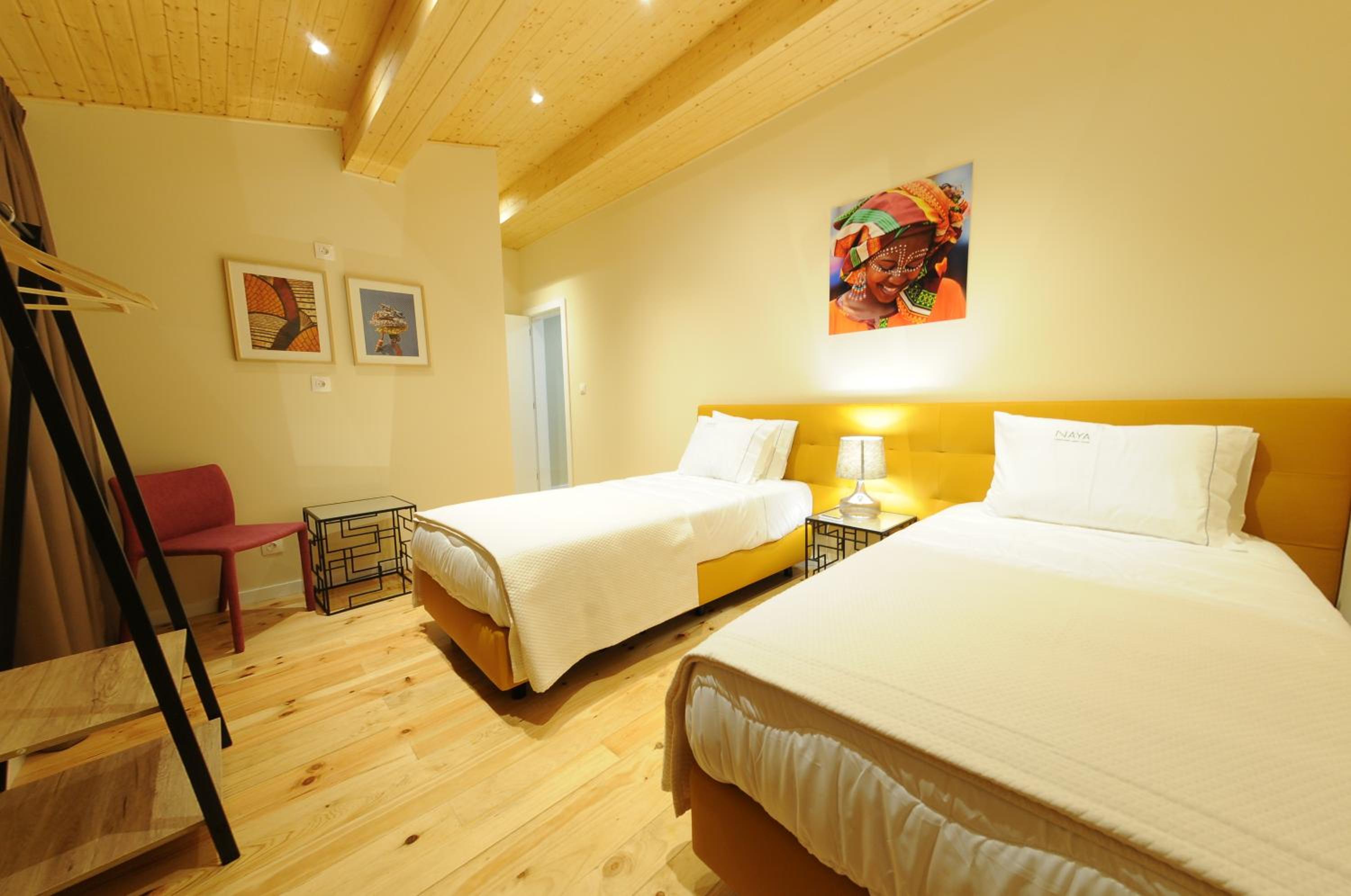 Naya-Downtown Guesthouse — photo 99