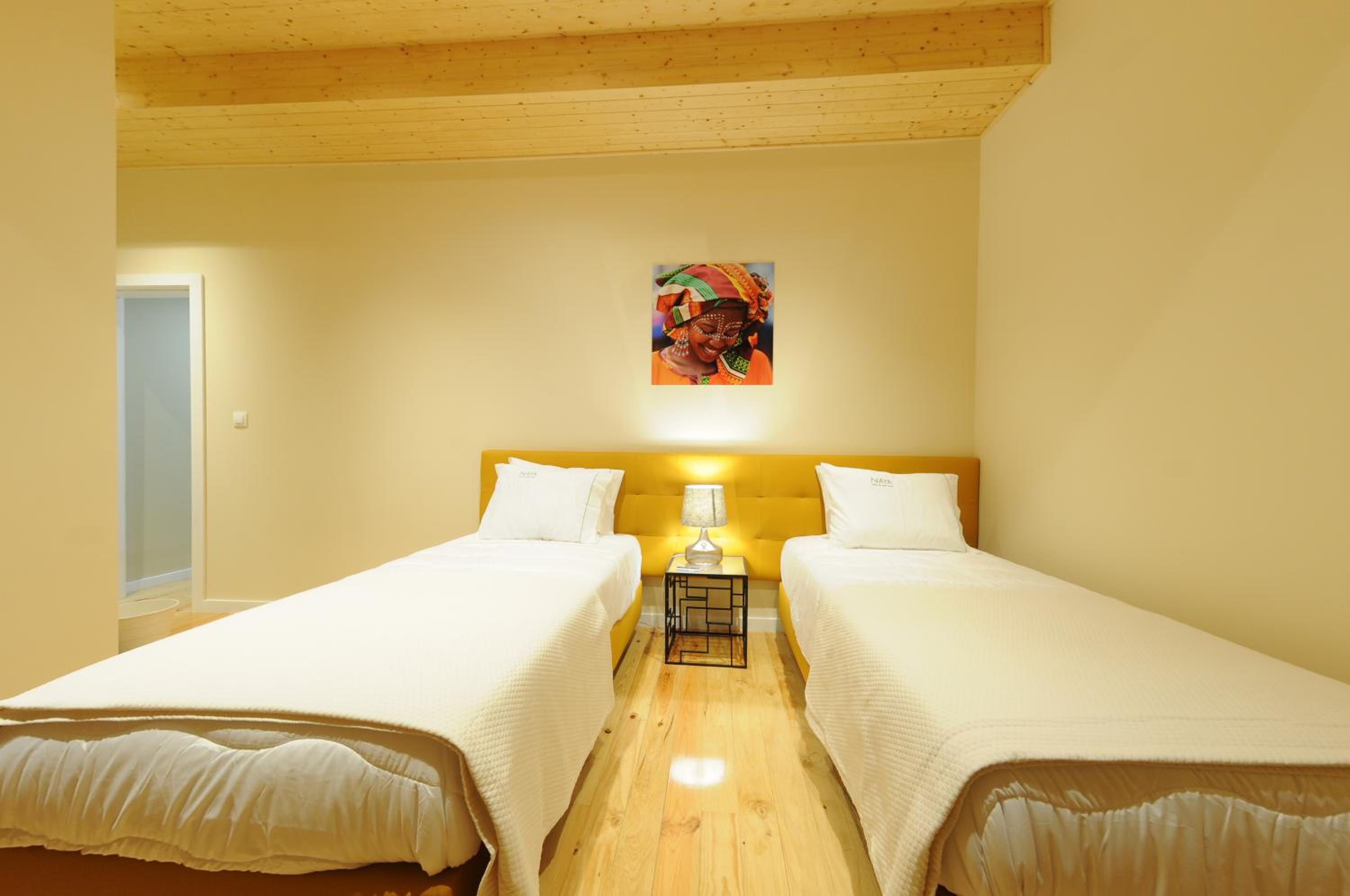 Naya-Downtown Guesthouse — photo 101