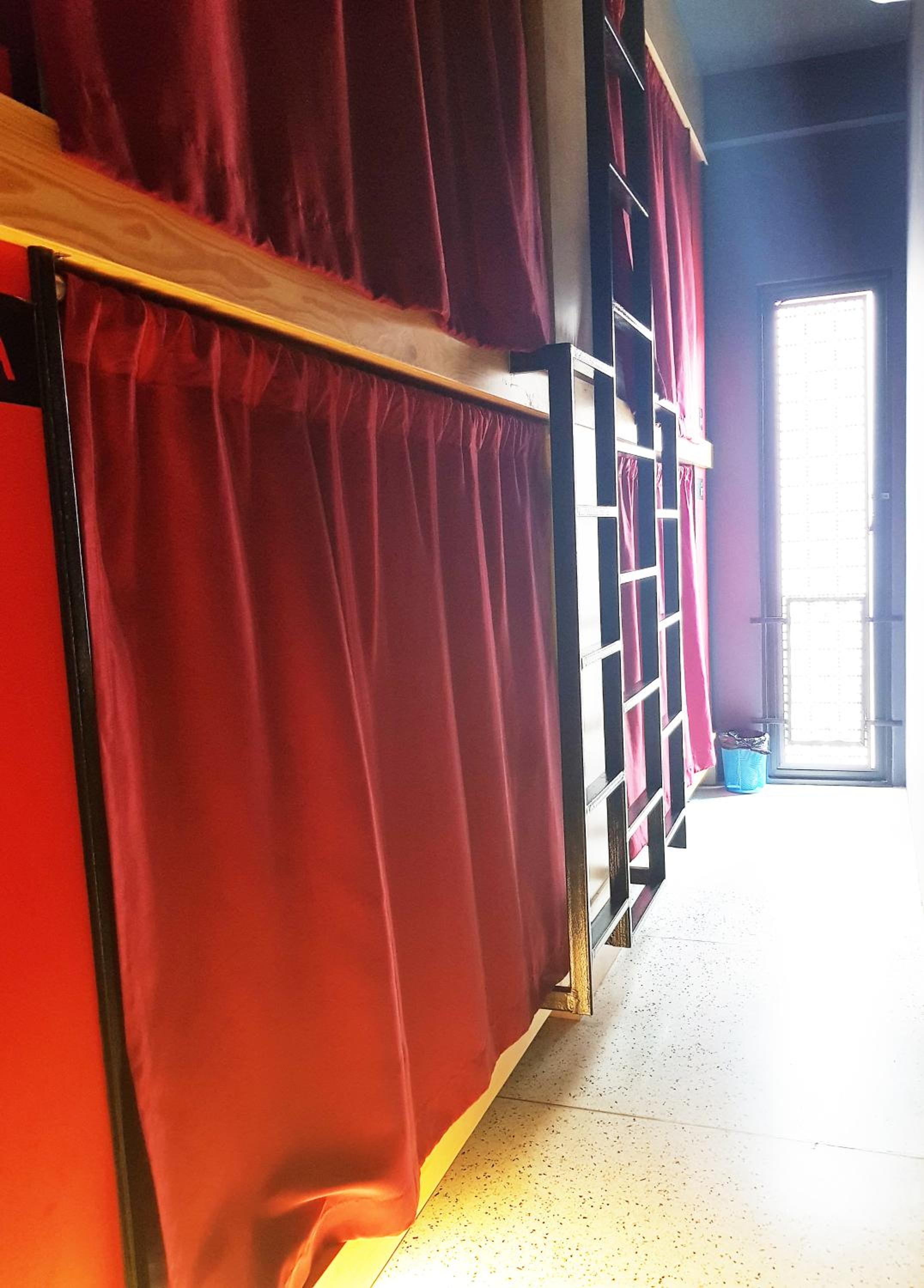 Bed in 6-Bed Female Dormitory Room photo 3