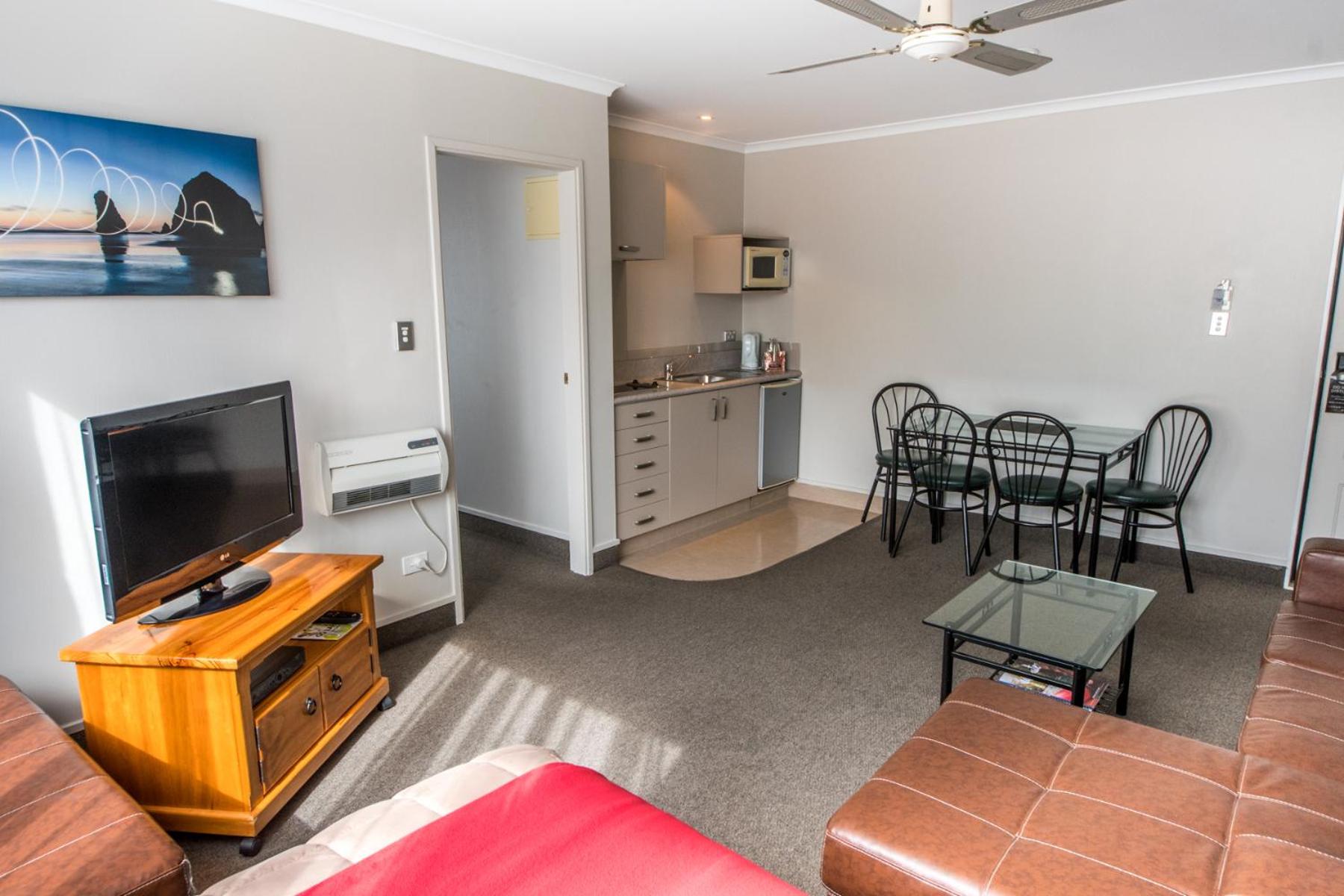 One-Bedroom Unit Plus photo 2