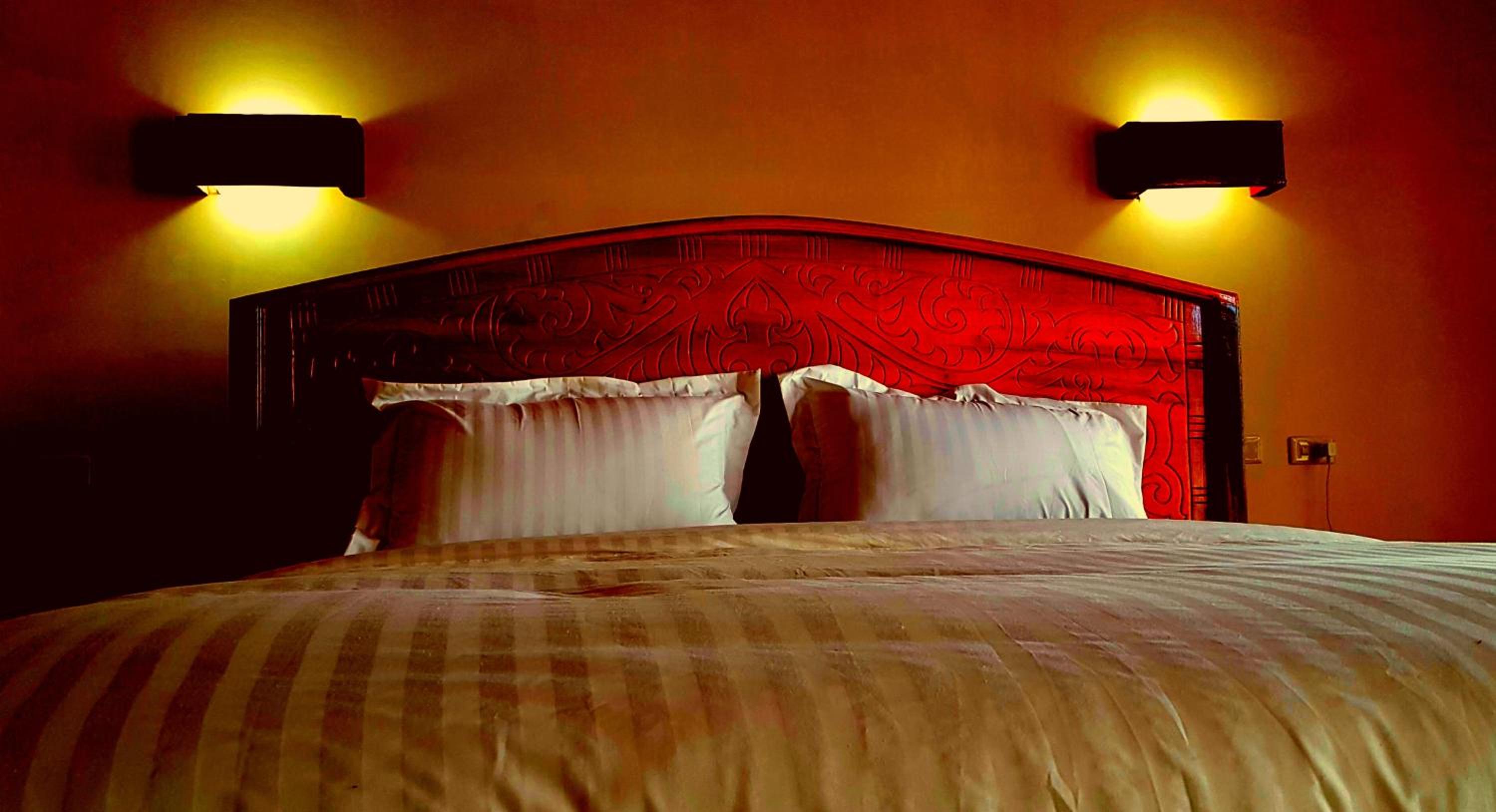 Suite with Lake View - Photo 1