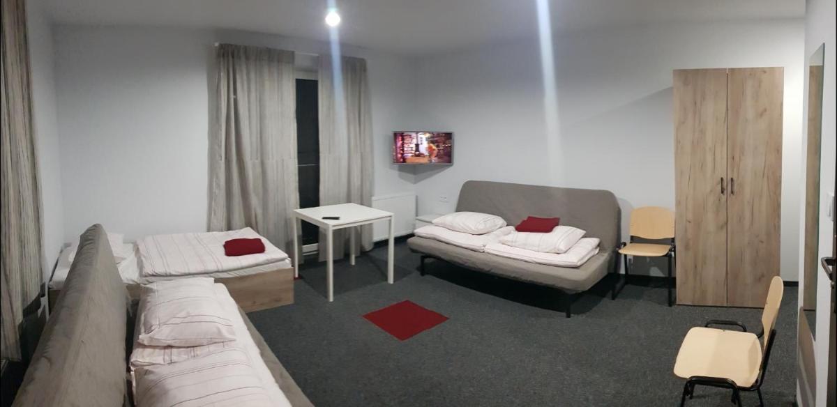 Family Room photo 3
