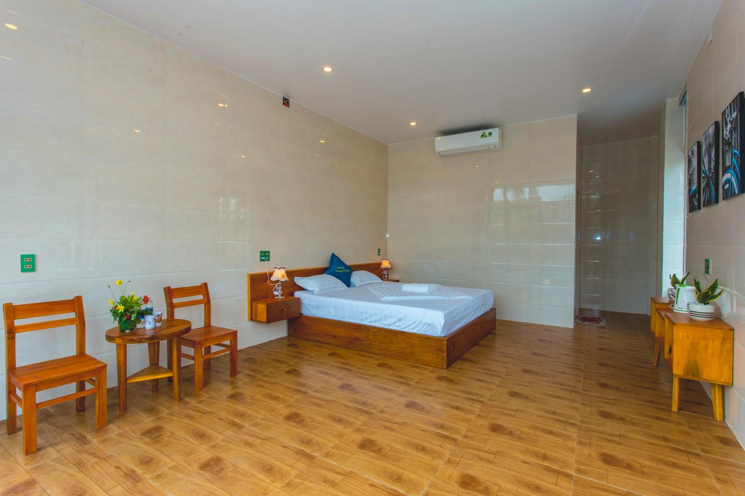 Double Room with Pool View photo 3