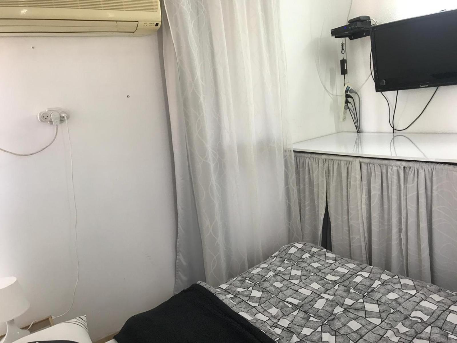 Double Room with Pool View - Photo 29